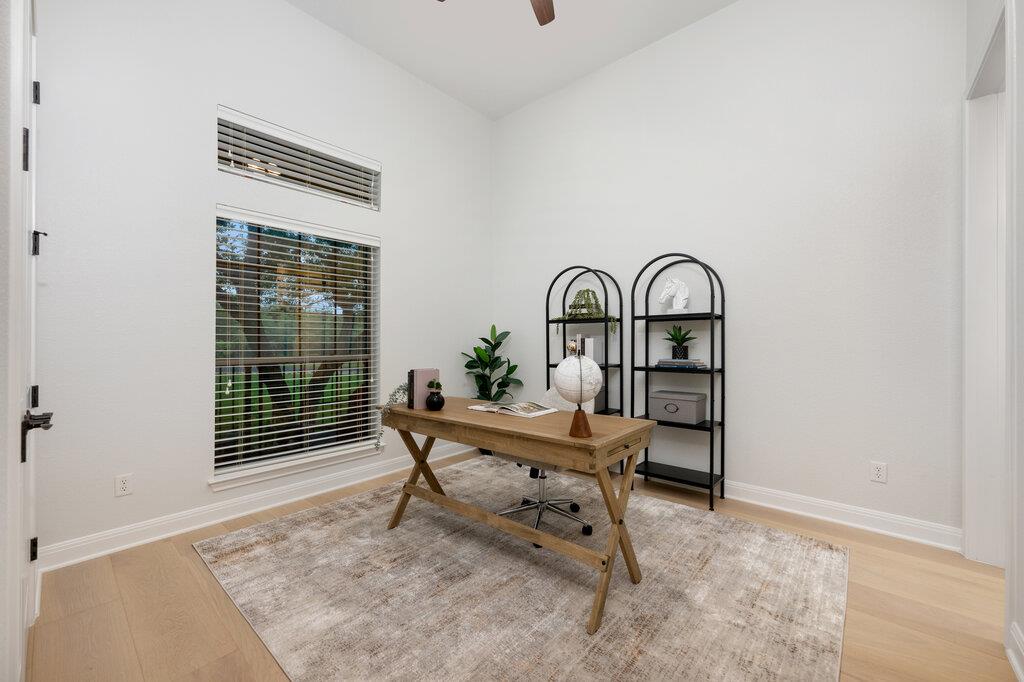 231 Neal Dr, Liberty Hill, TX 78642