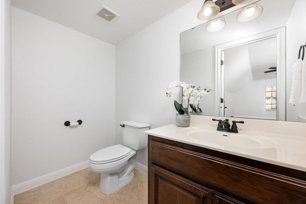 231 Neal Dr, Liberty Hill, TX 78642
