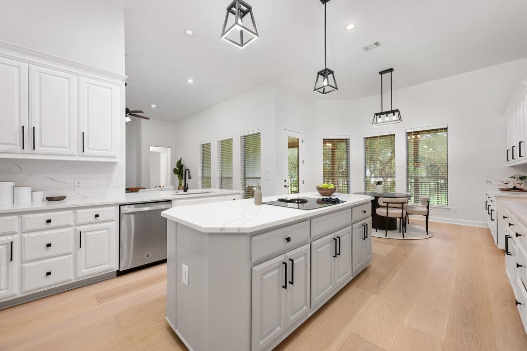 231 Neal Dr, Liberty Hill, TX 78642