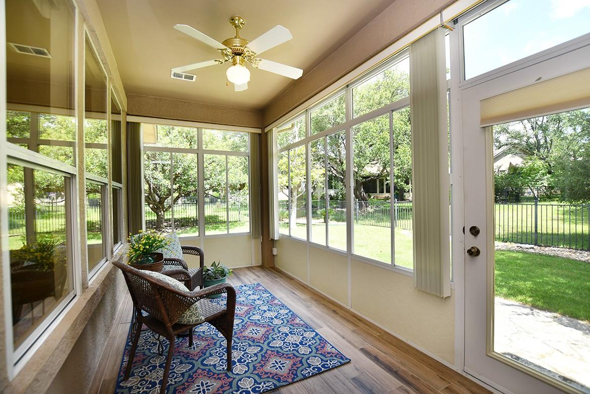 114 Lone Star Dr, Georgetown, TX 78633