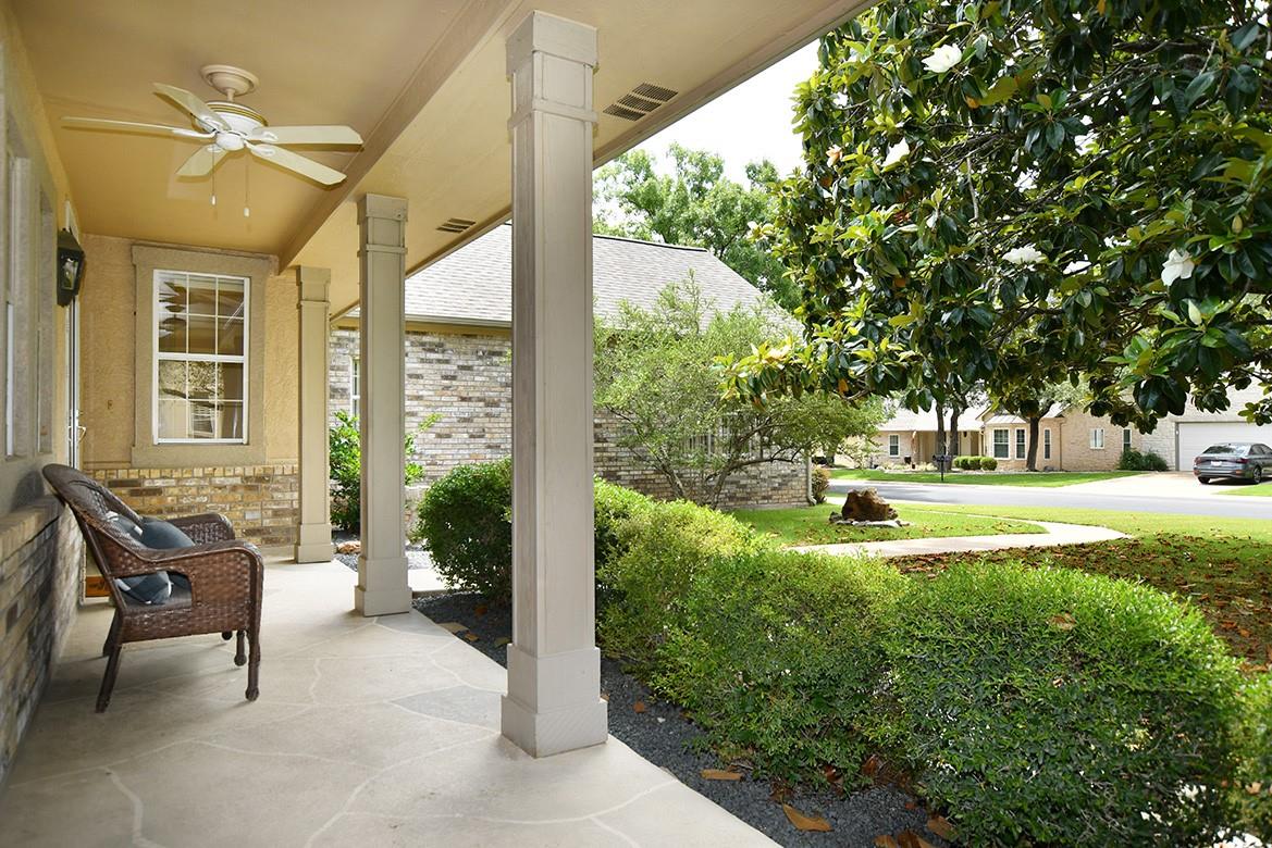 114 Lone Star Dr, Georgetown, TX 78633