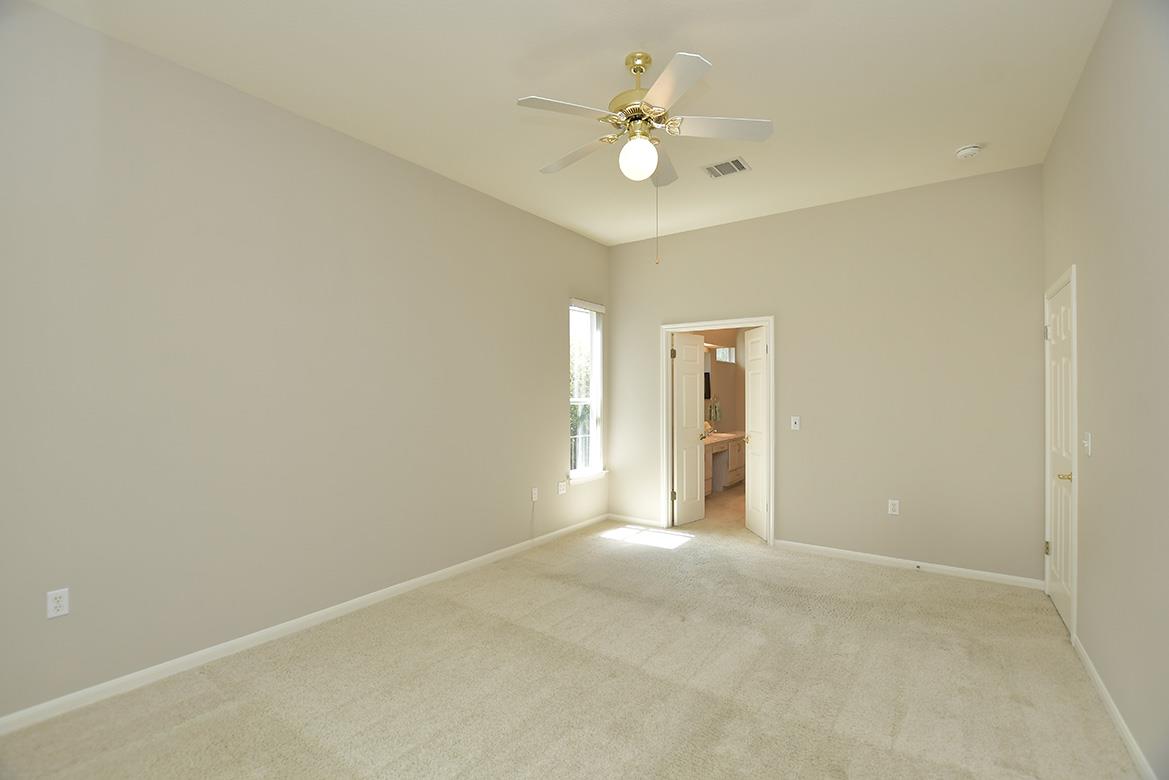 114 Lone Star Dr, Georgetown, TX 78633