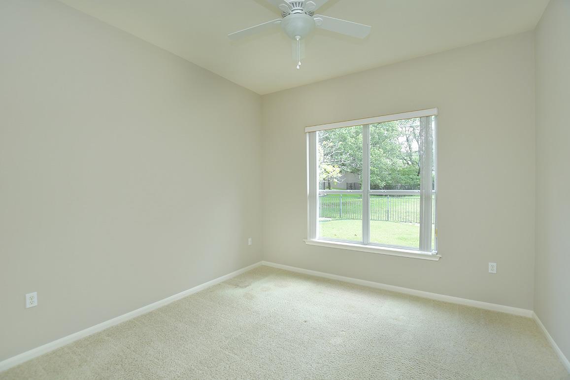 114 Lone Star Dr, Georgetown, TX 78633