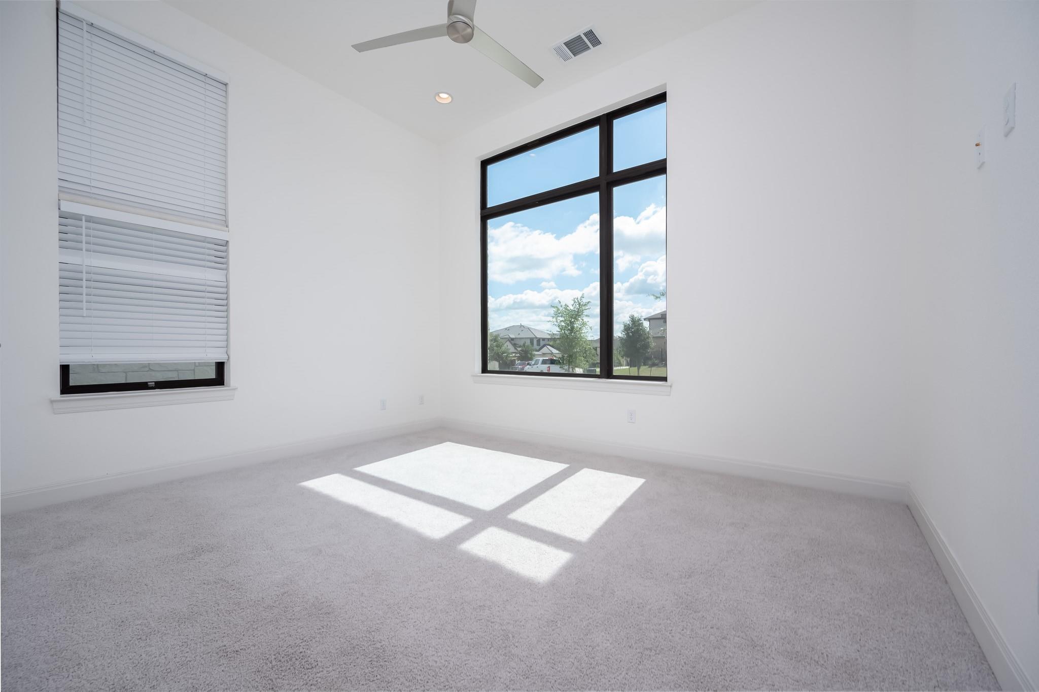 2502 Sunset Vista Cir, Spicewood, TX 78669
