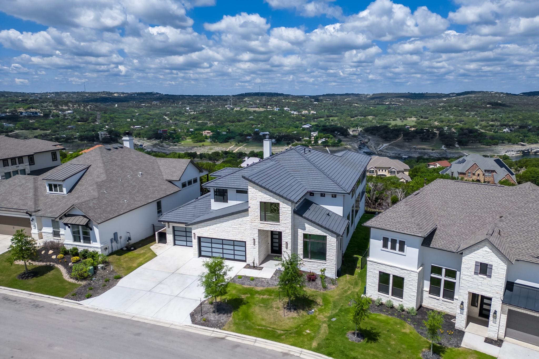 2502 Sunset Vista Cir, Spicewood, TX 78669