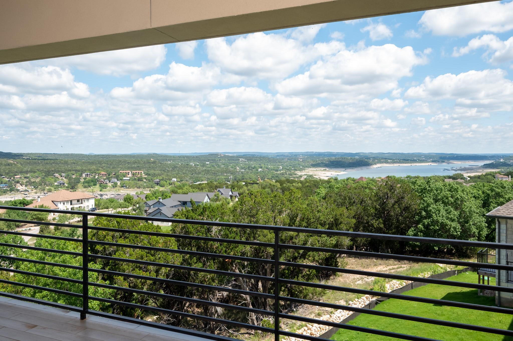 2502 Sunset Vista Cir, Spicewood, TX 78669