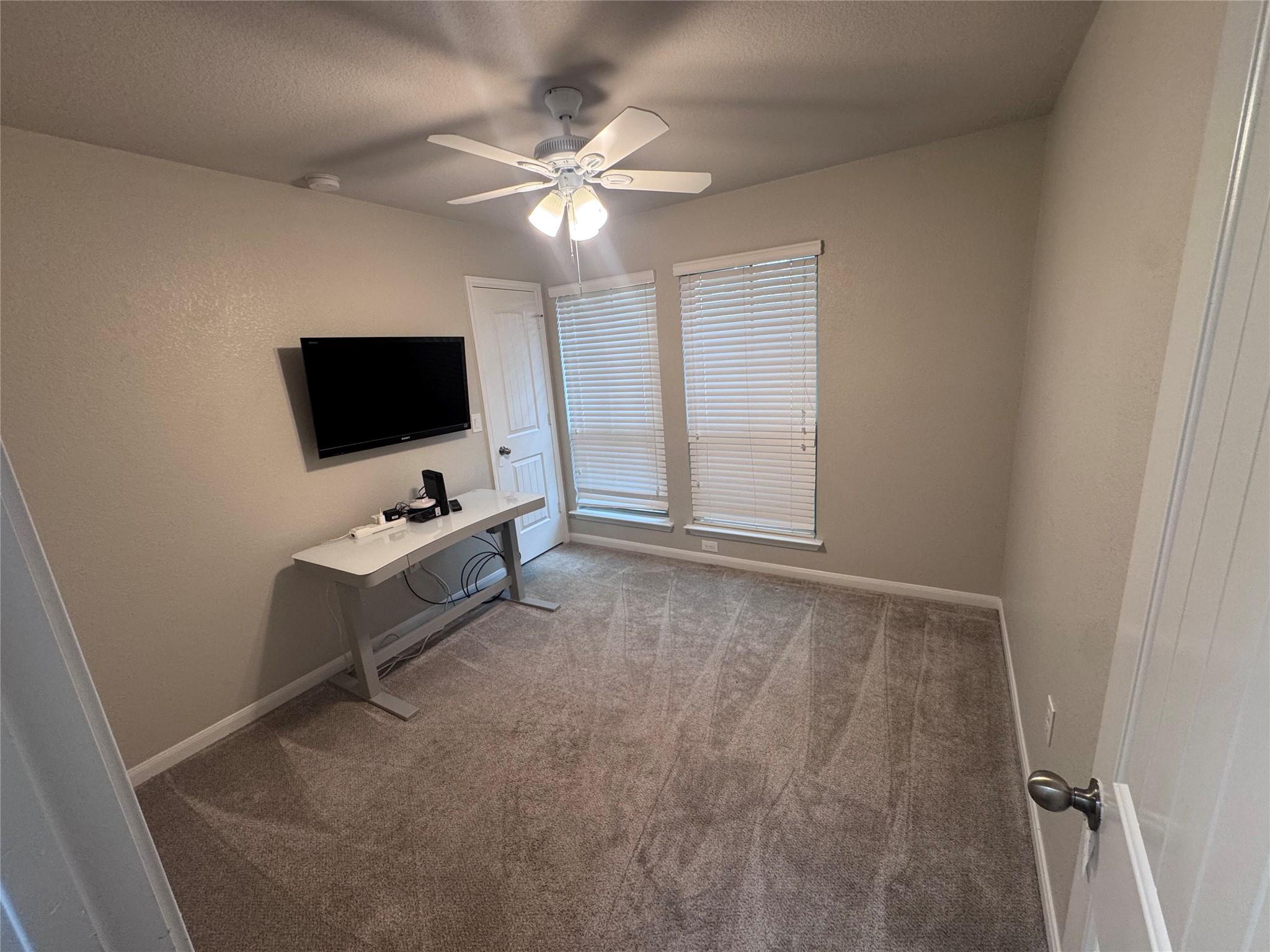 733 Pinnacle Dr, Georgetown, TX 78626