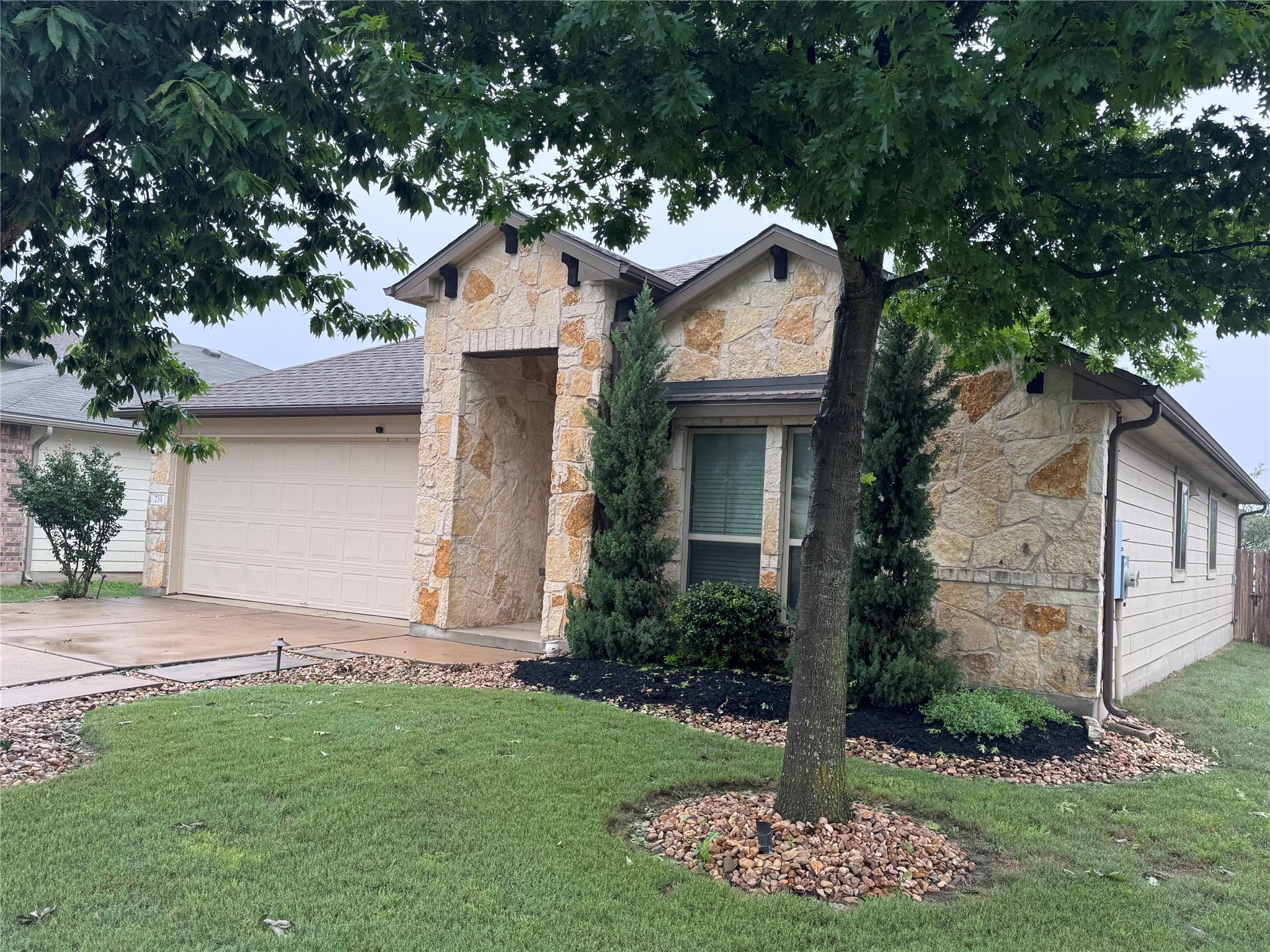 733 Pinnacle Dr, Georgetown, TX 78626