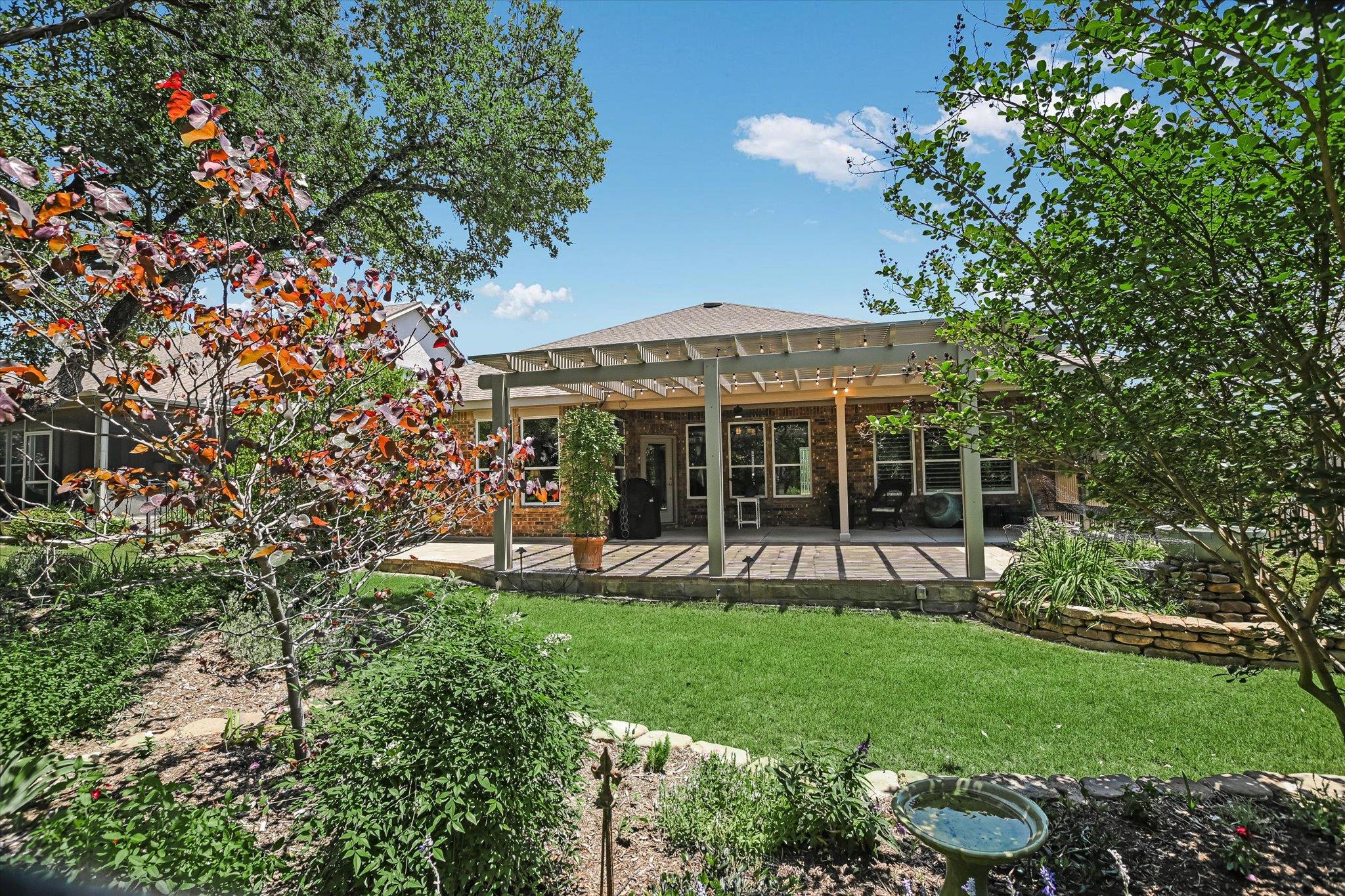 906 Holiday Creek Ln, Georgetown, TX 78633
