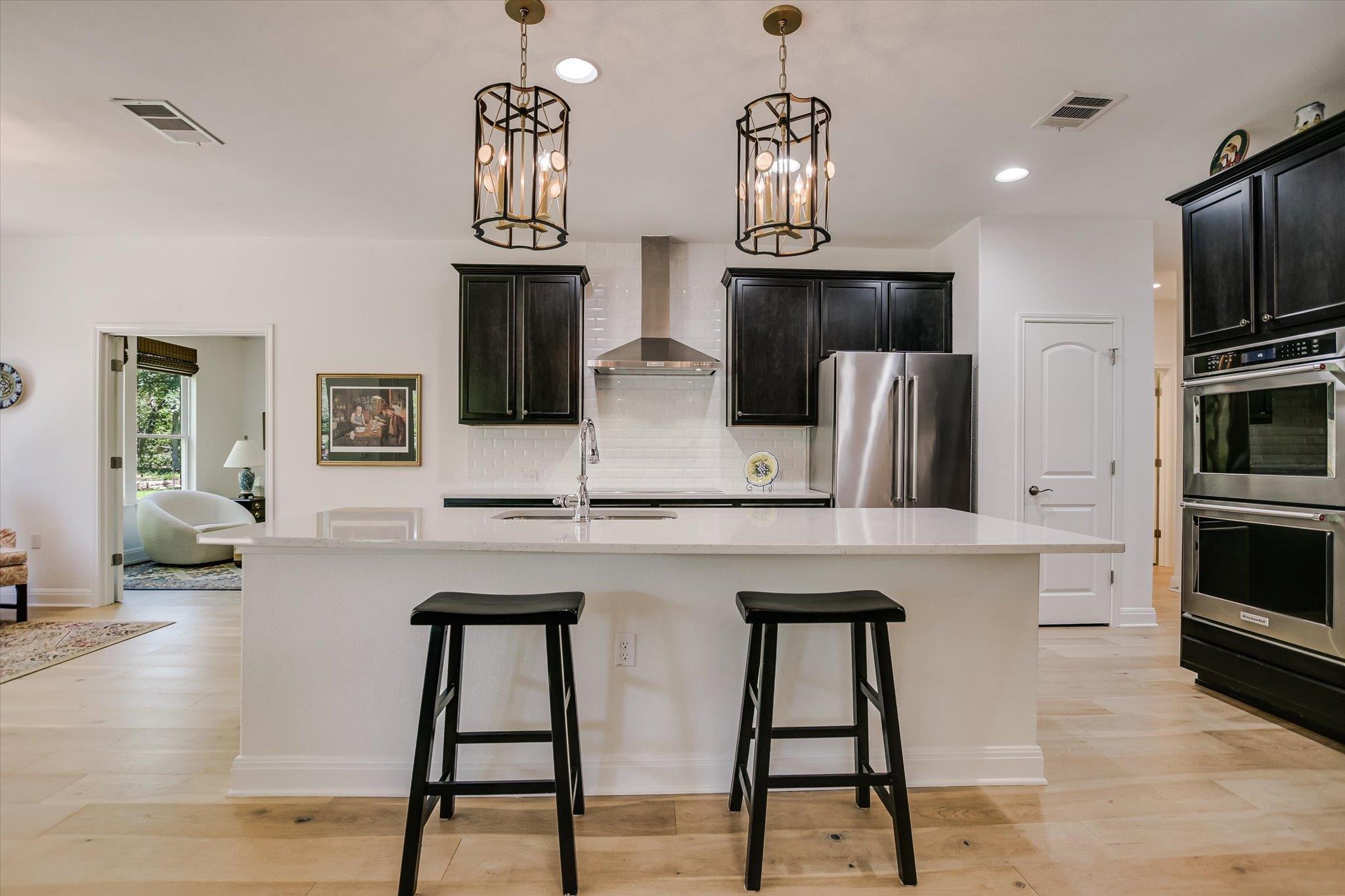 906 Holiday Creek Ln, Georgetown, TX 78633