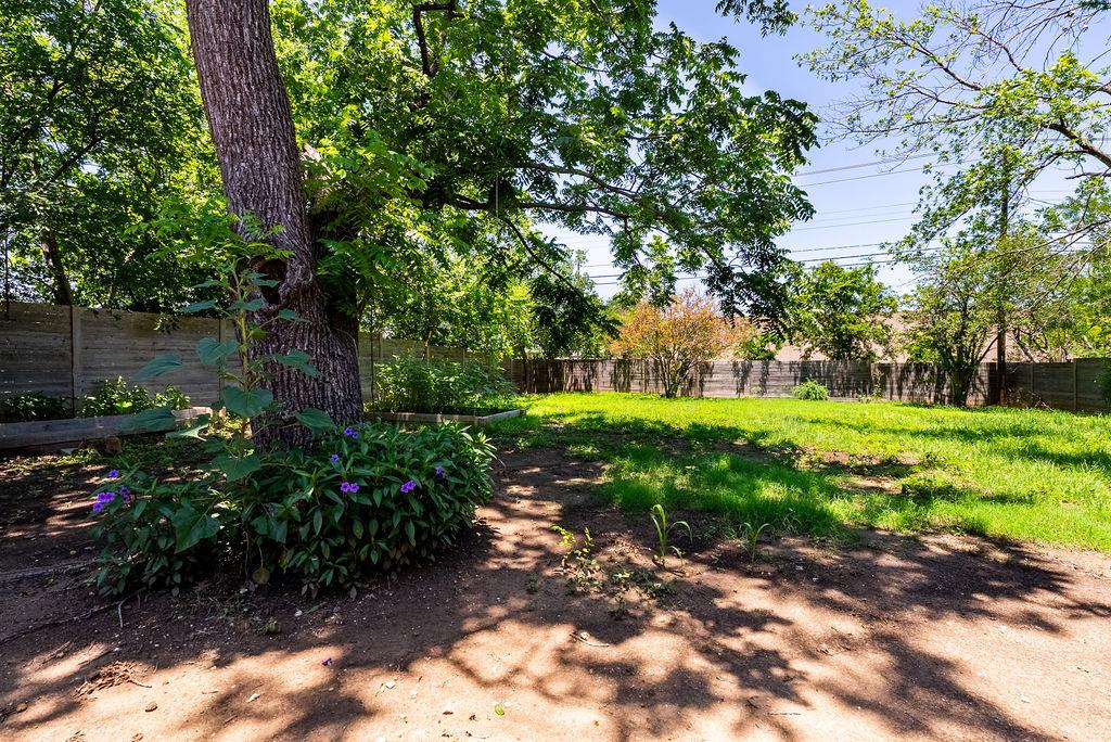 310 E Grady Dr, Austin, TX 78753