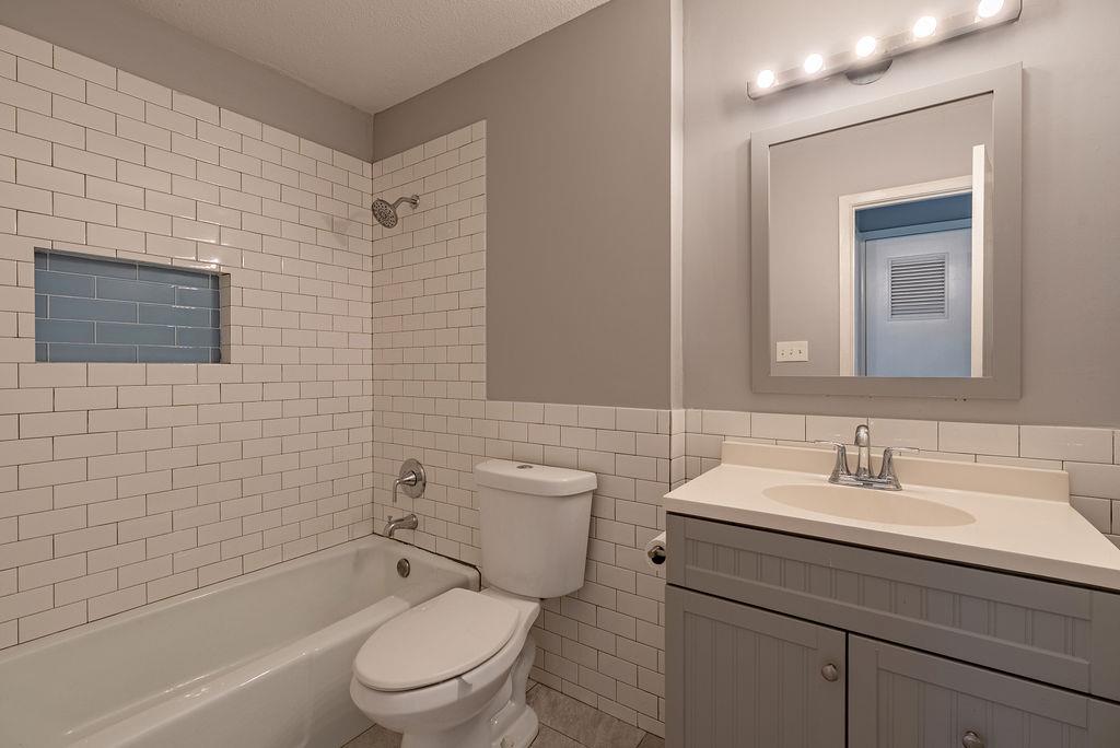 310 E Grady Dr, Austin, TX 78753