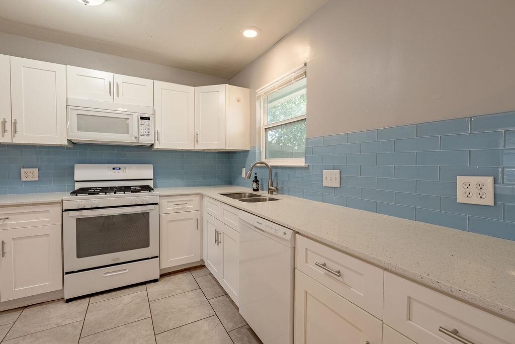 310 E Grady Dr, Austin, TX 78753