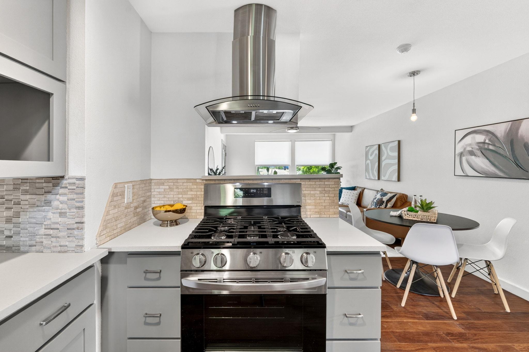 6215 Peggy St, Austin, TX 78723