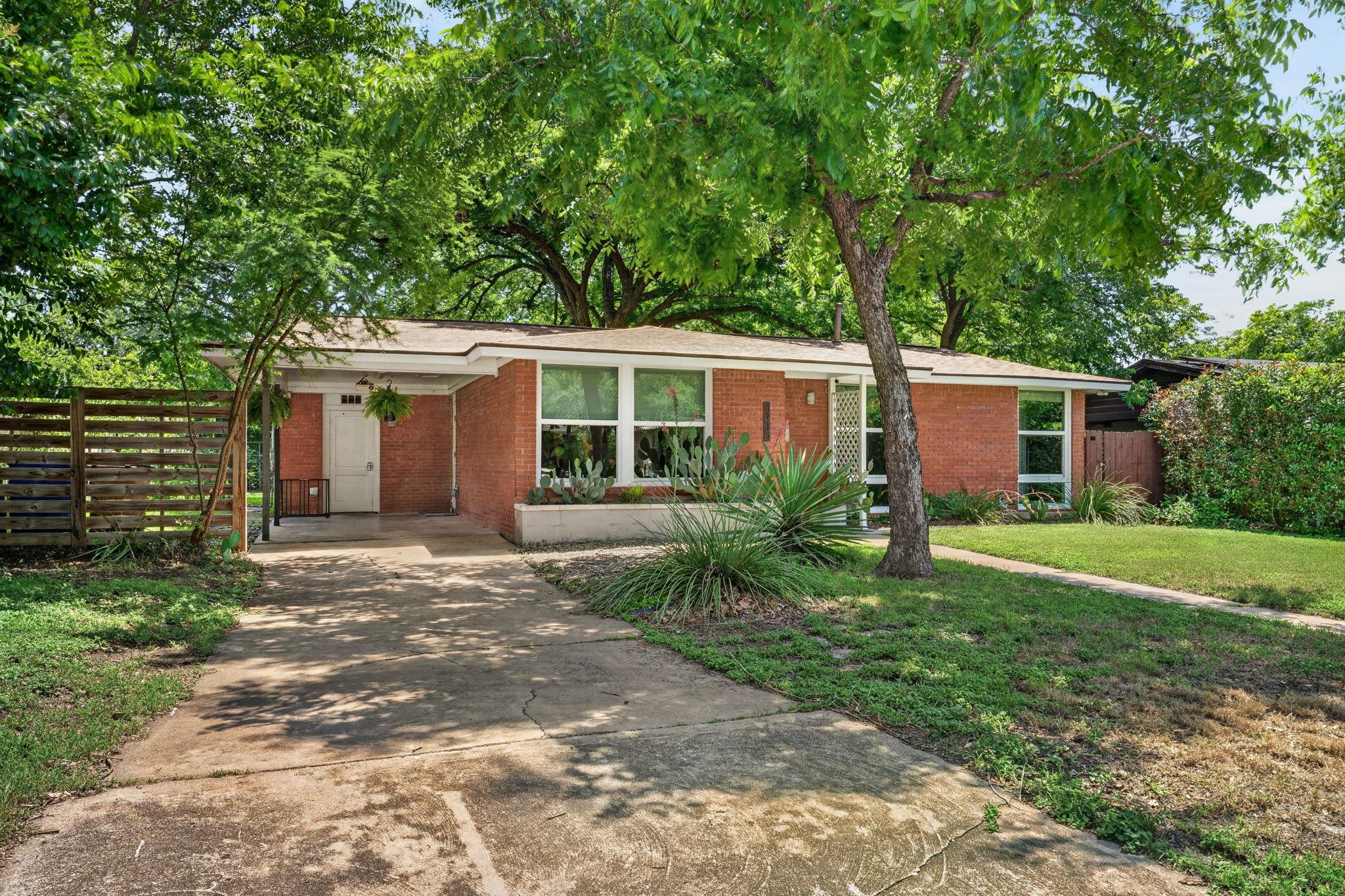 6215 Peggy St, Austin, TX 78723