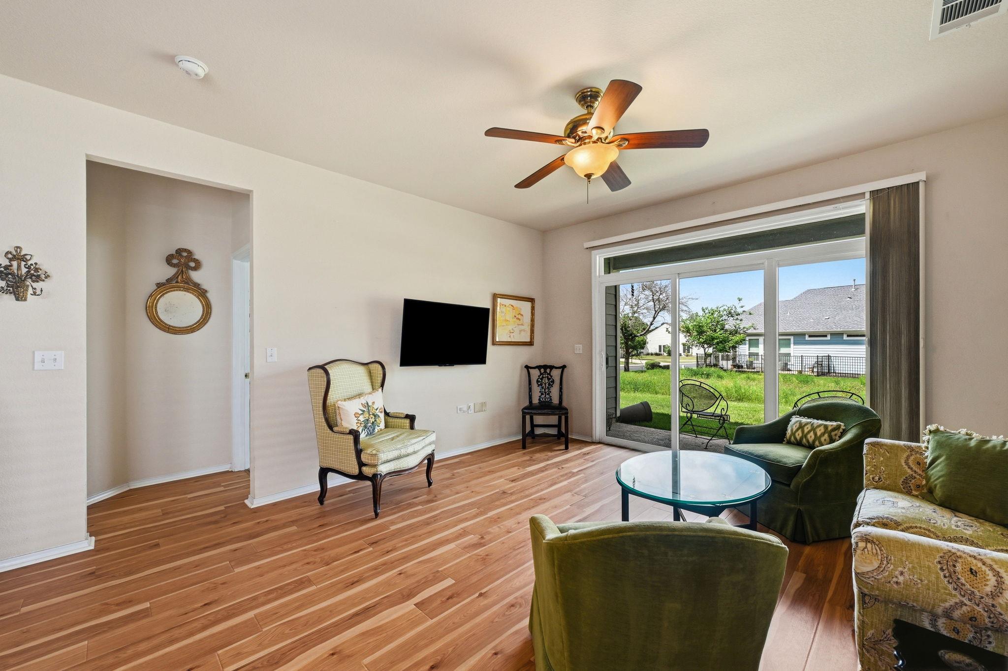 120 Bowie Cir, Georgetown, TX 78633