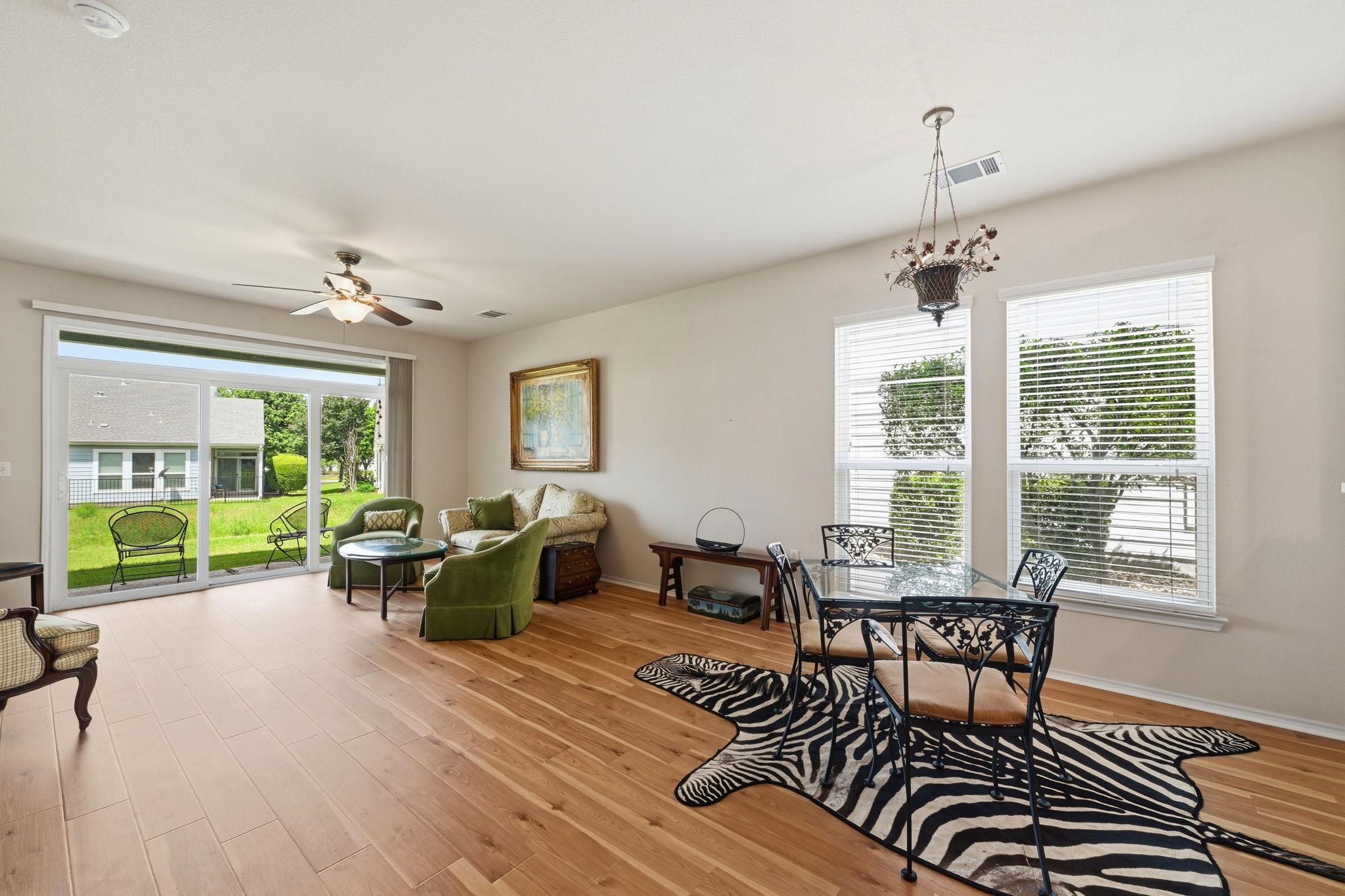 120 Bowie Cir, Georgetown, TX 78633