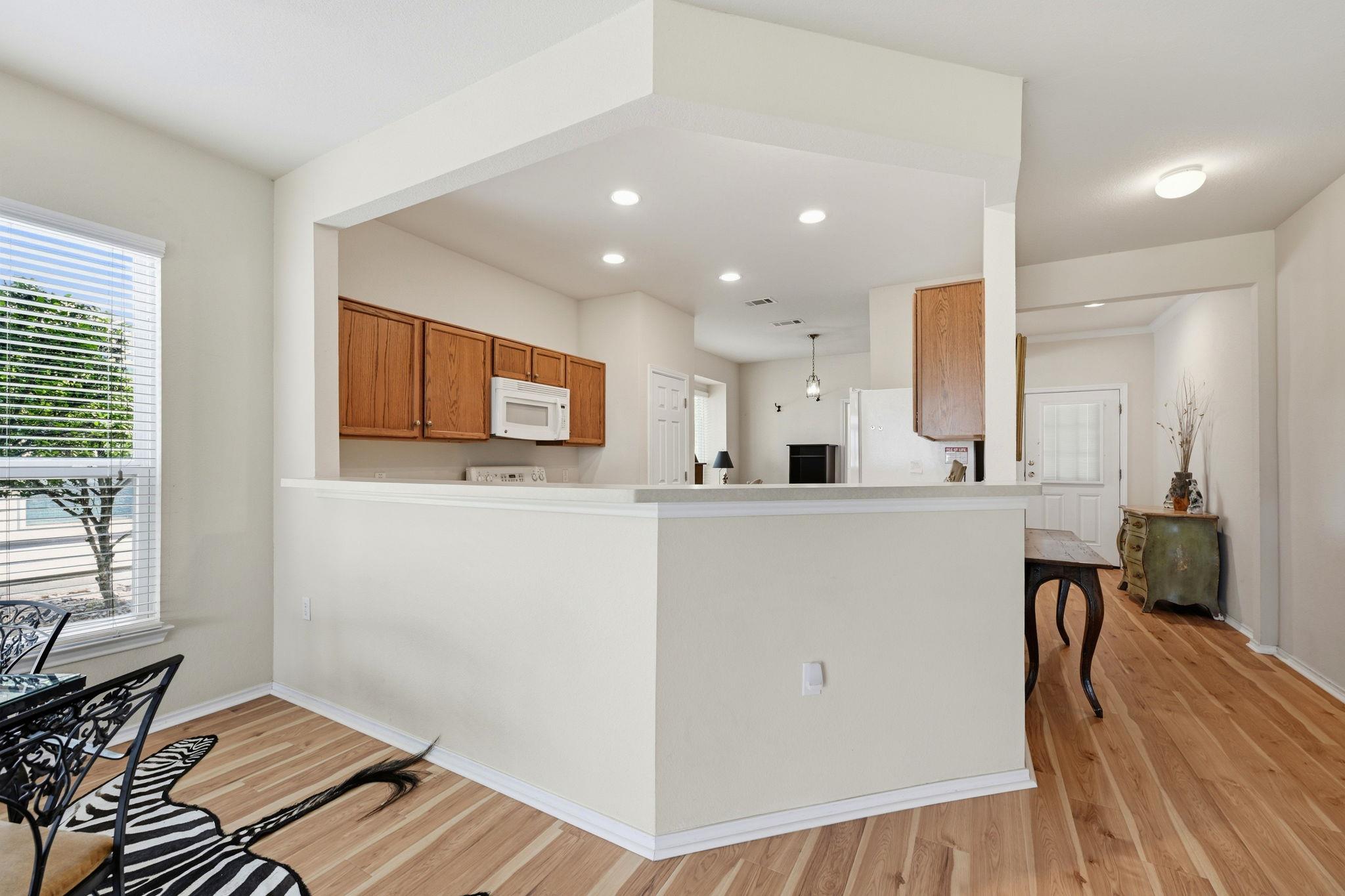 120 Bowie Cir, Georgetown, TX 78633