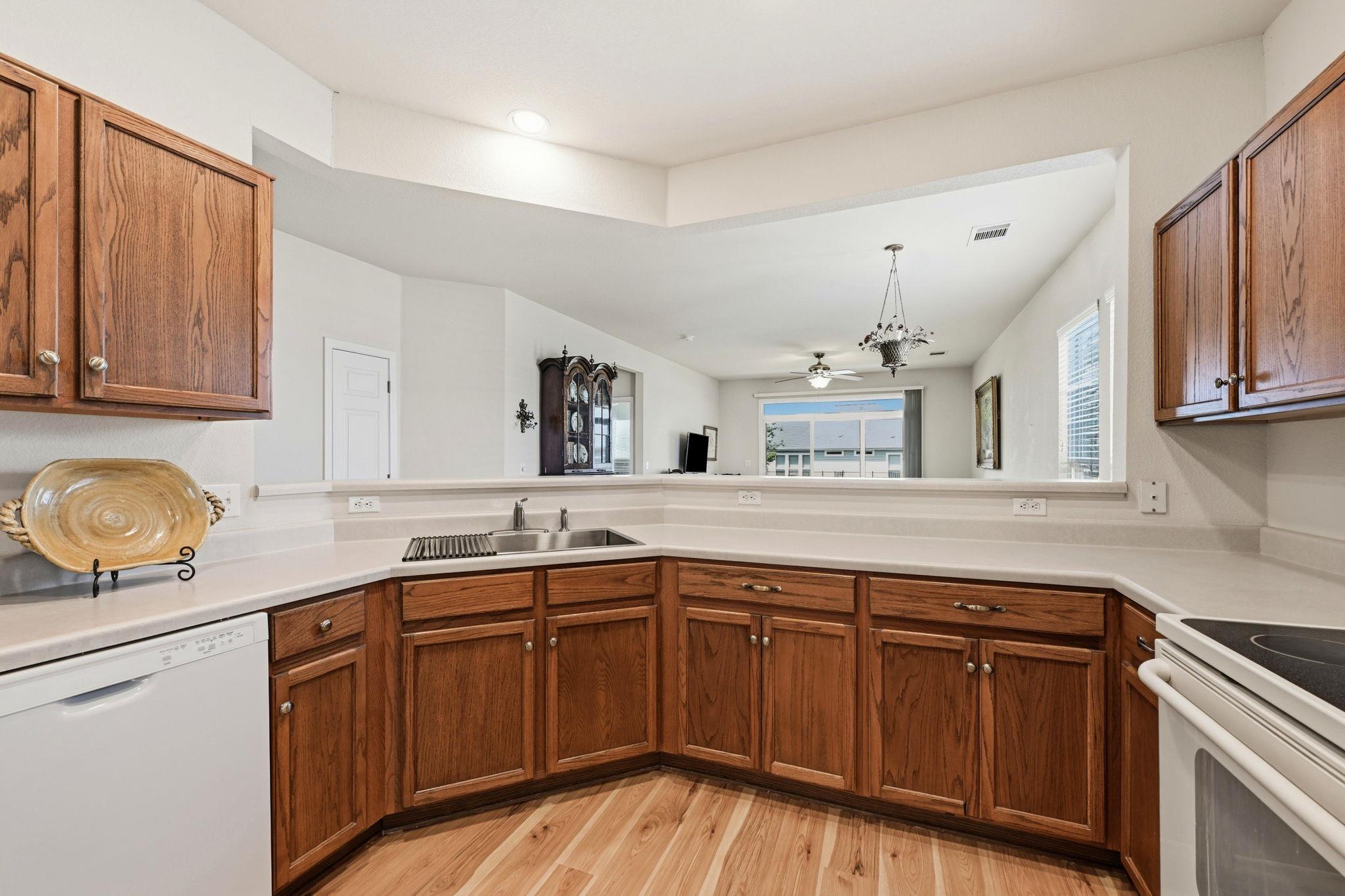 120 Bowie Cir, Georgetown, TX 78633