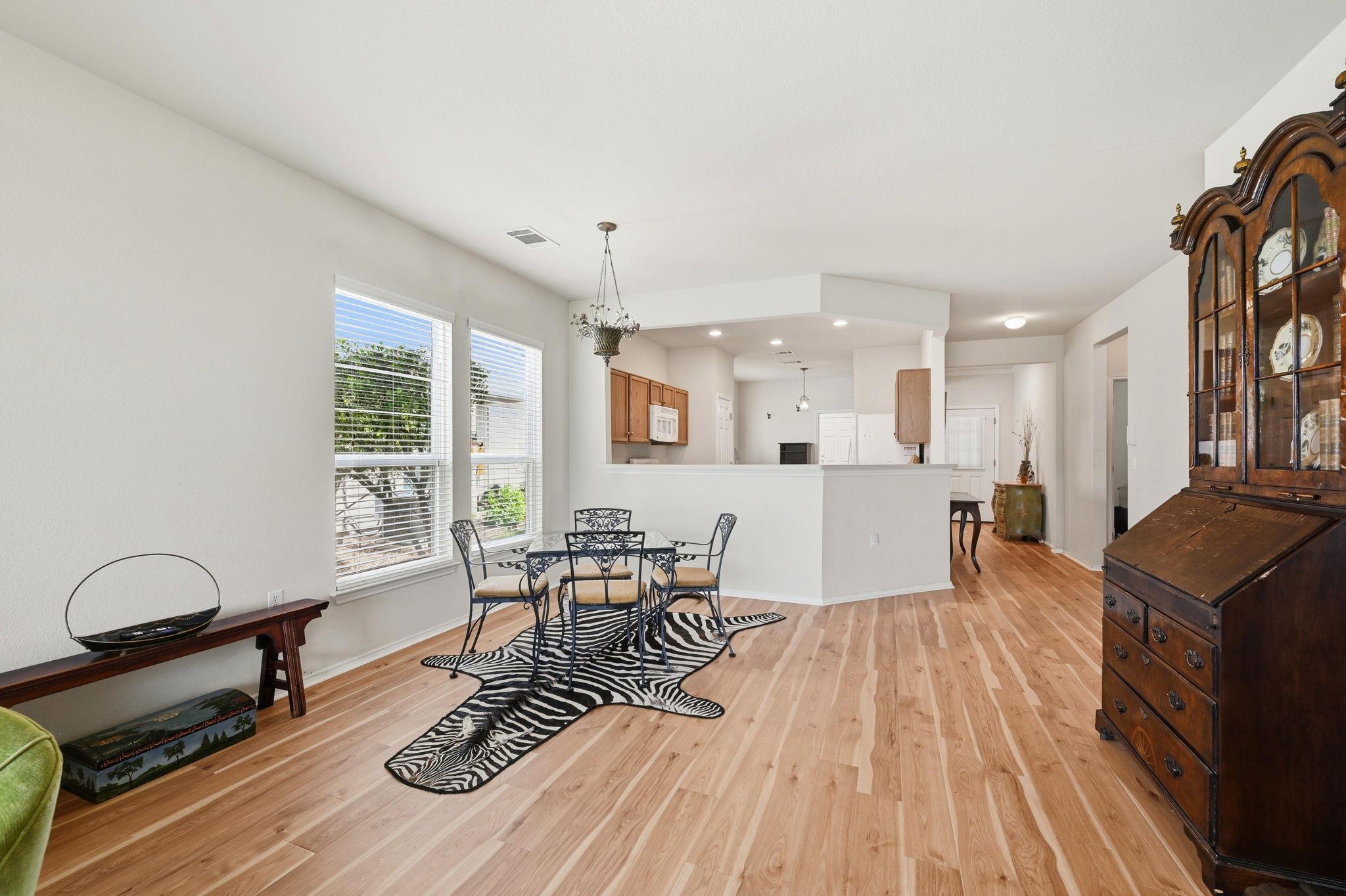 120 Bowie Cir, Georgetown, TX 78633