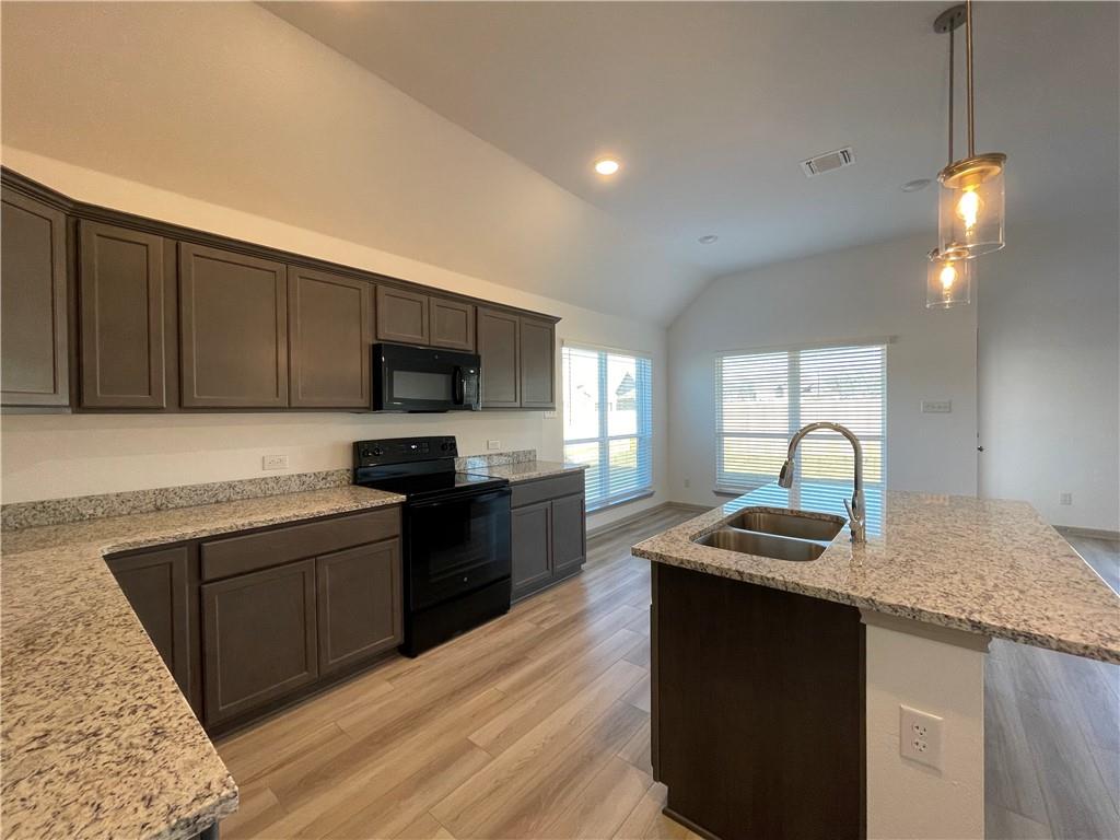917 Hollyhock Dr, Temple, TX 76502