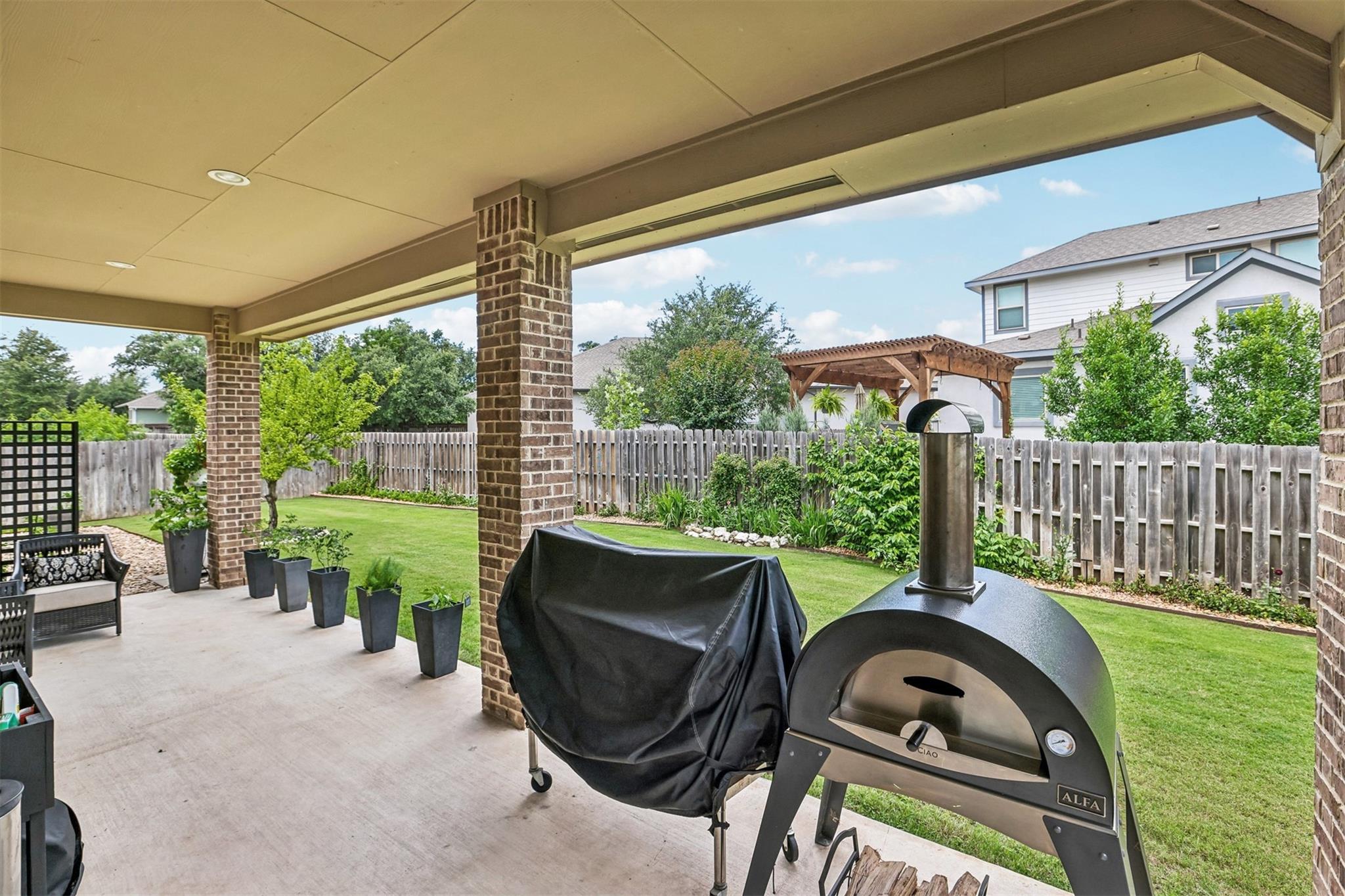713 Judge Fisk Dr, Leander, TX 78641