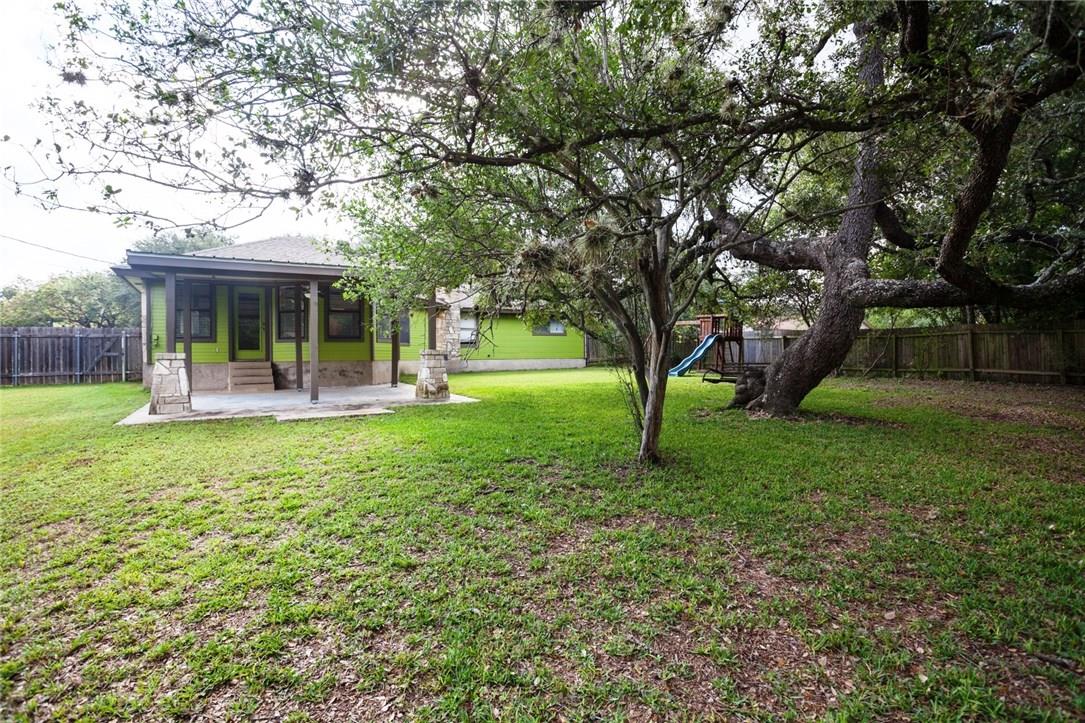 309 Juniper Dr, Mountain City, TX 78610