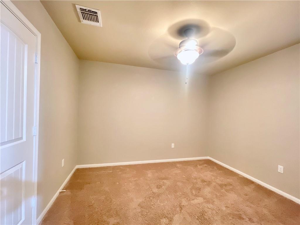 115 Leona River Trl, Hutto, TX 78634