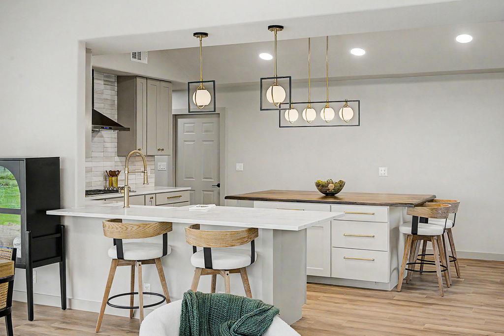 200 E Meadow Ln, Wimberley, TX 78676