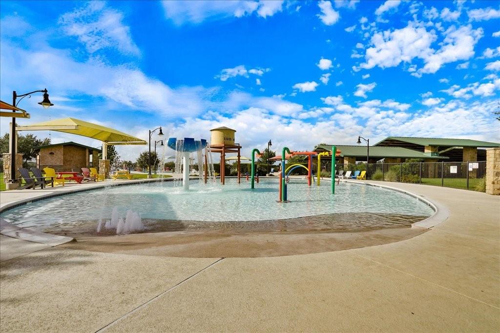 376 Papaya Dr, Buda, TX 78610
