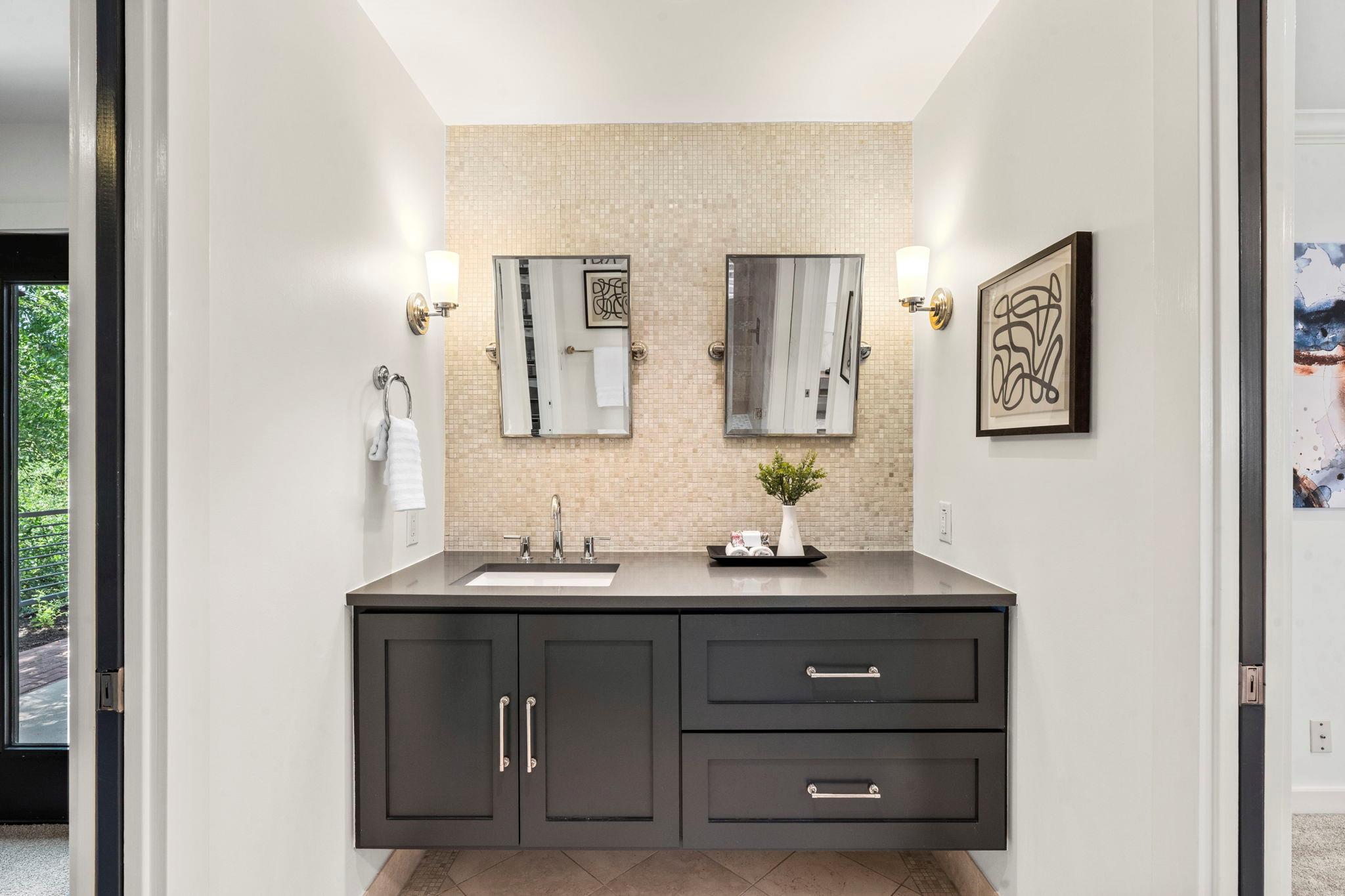 6000 Mountainclimb Dr, Austin, TX 78731