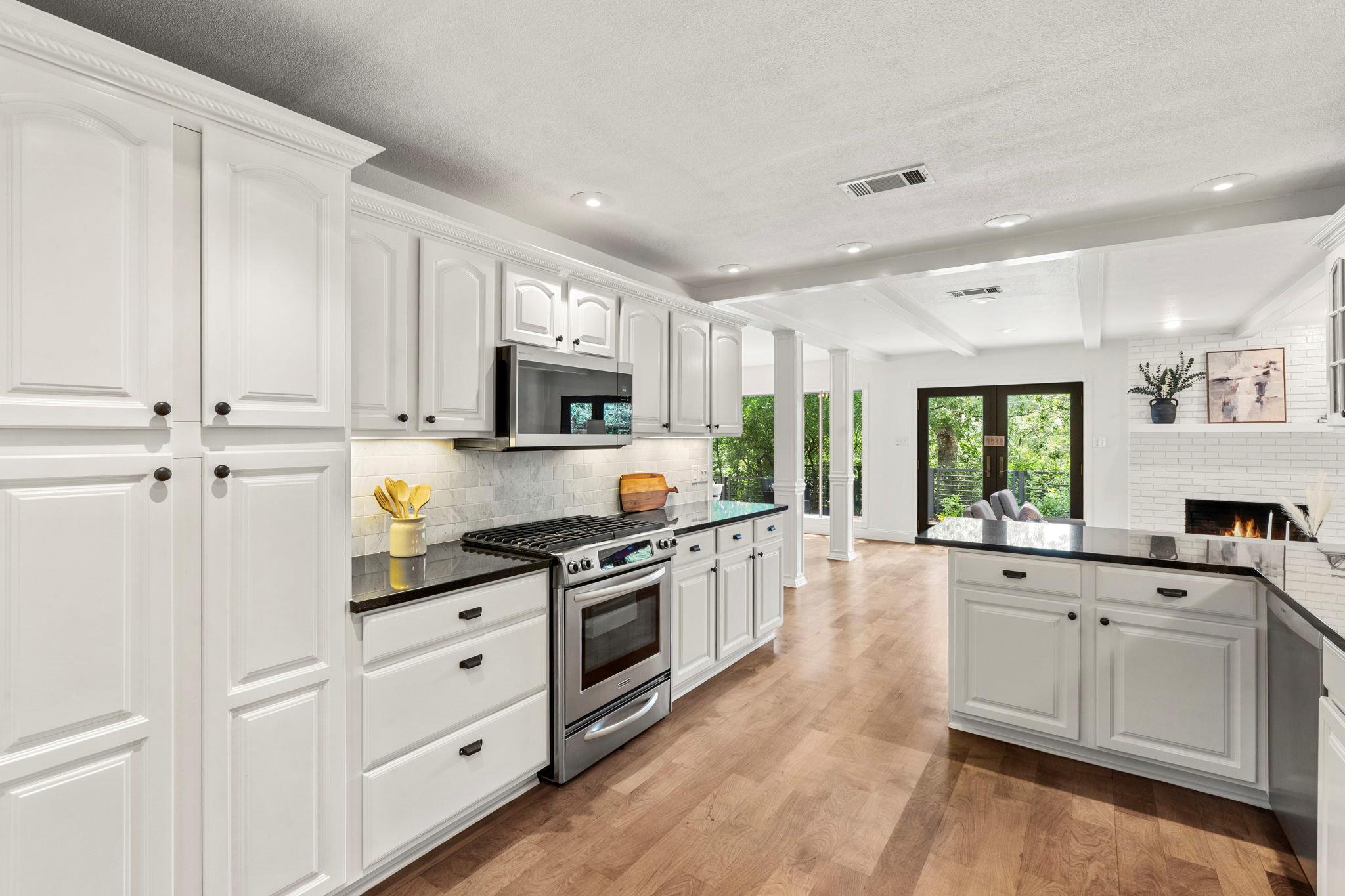 6000 Mountainclimb Dr, Austin, TX 78731