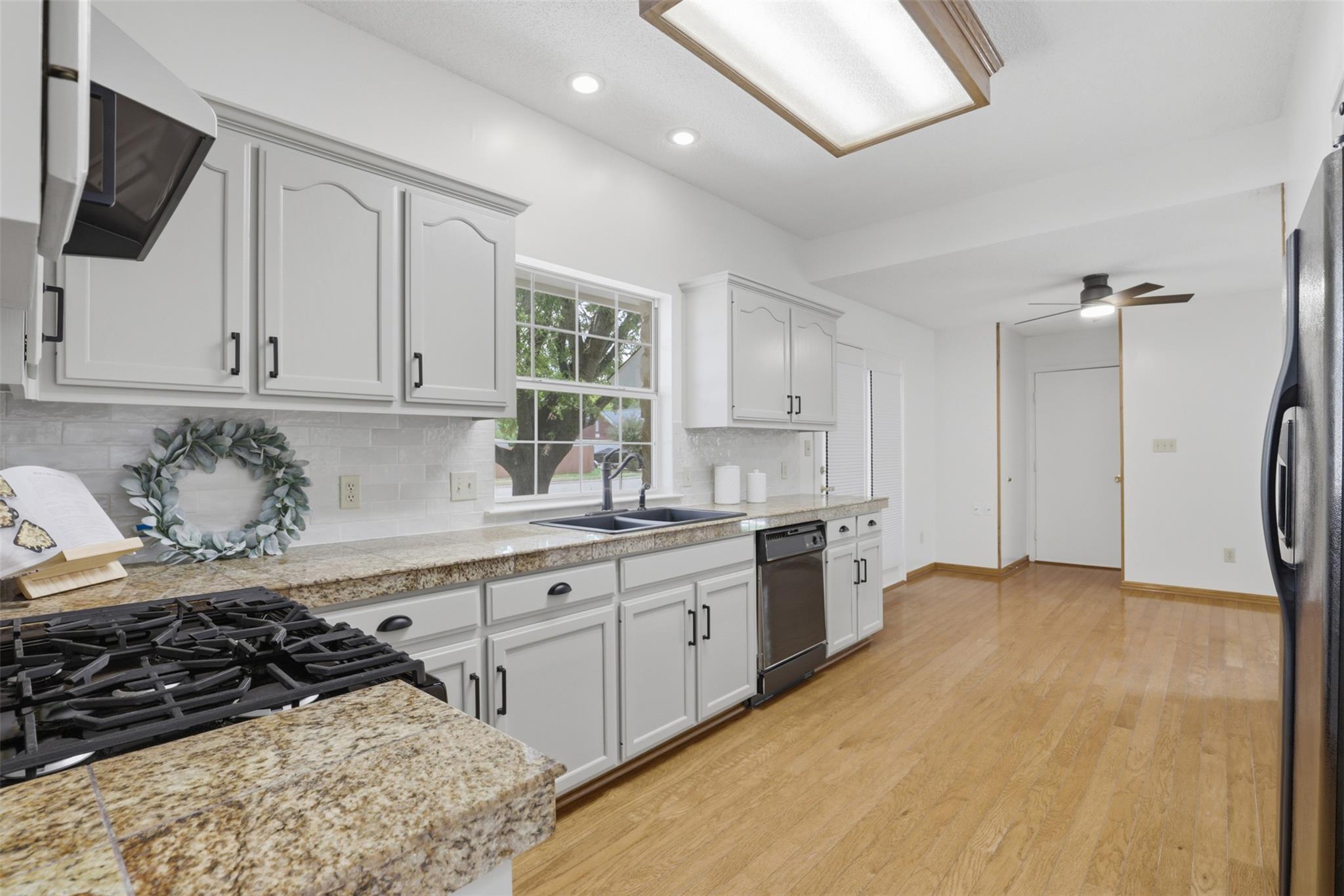 400 Split Oak Dr, Pflugerville, TX 78660