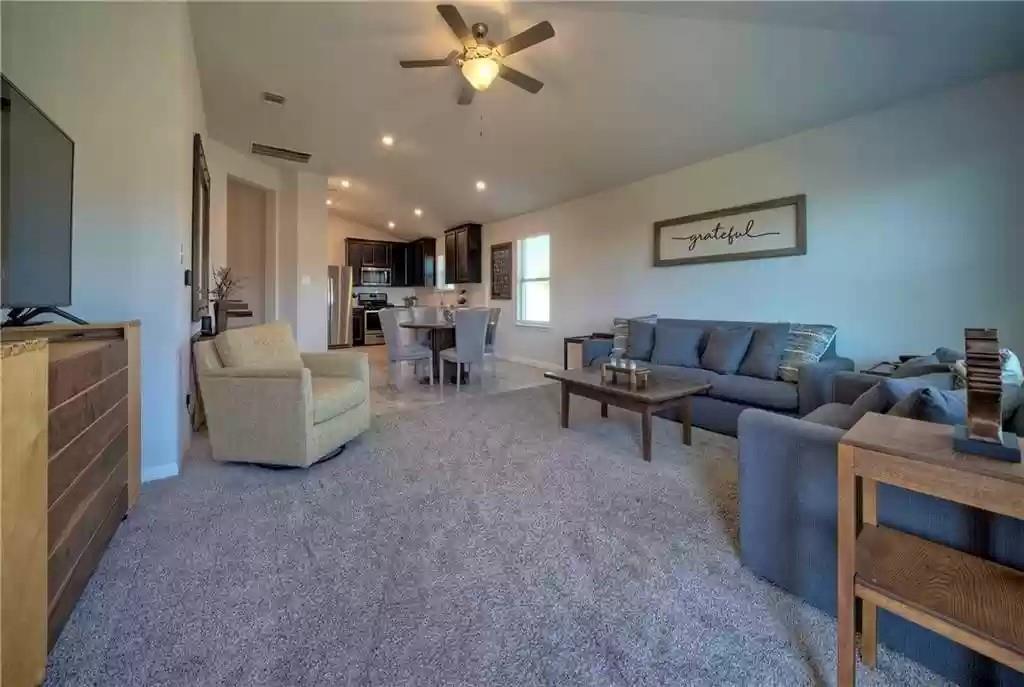 13809 Rosebud Isle Dr, Manor, TX 78653