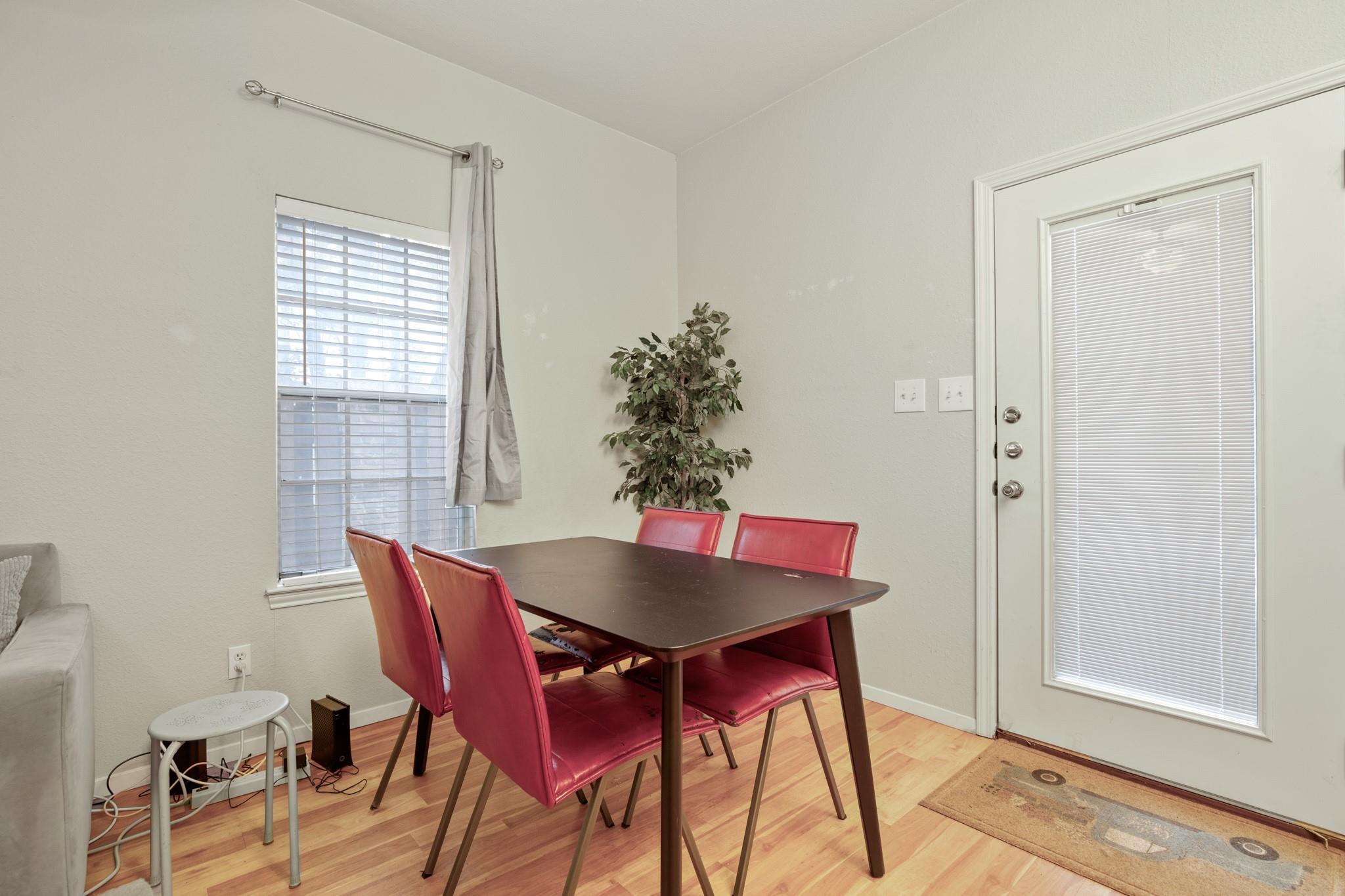 2810 Nueces St # 101, Austin, TX 78705