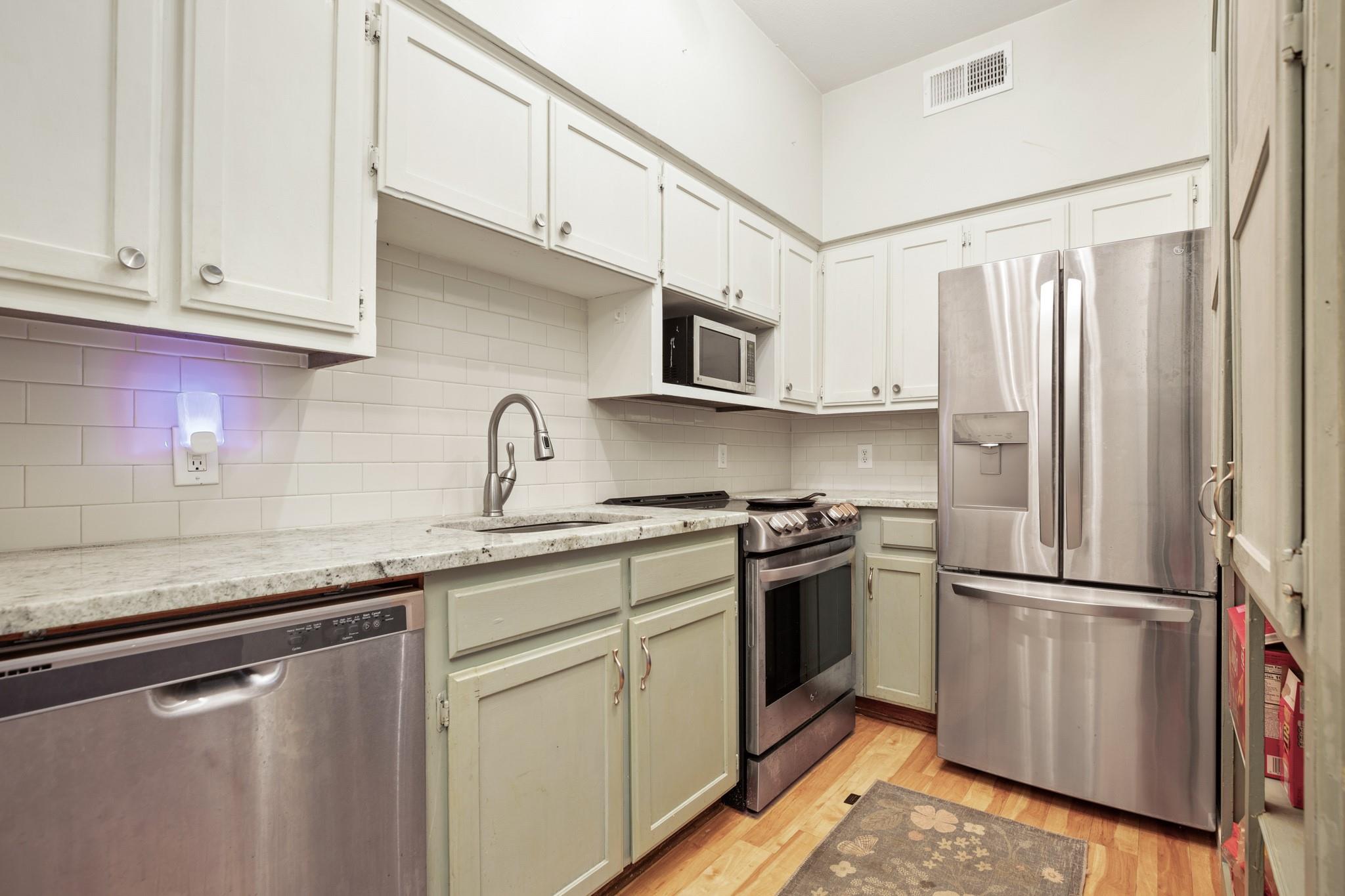 2810 Nueces St # 101, Austin, TX 78705