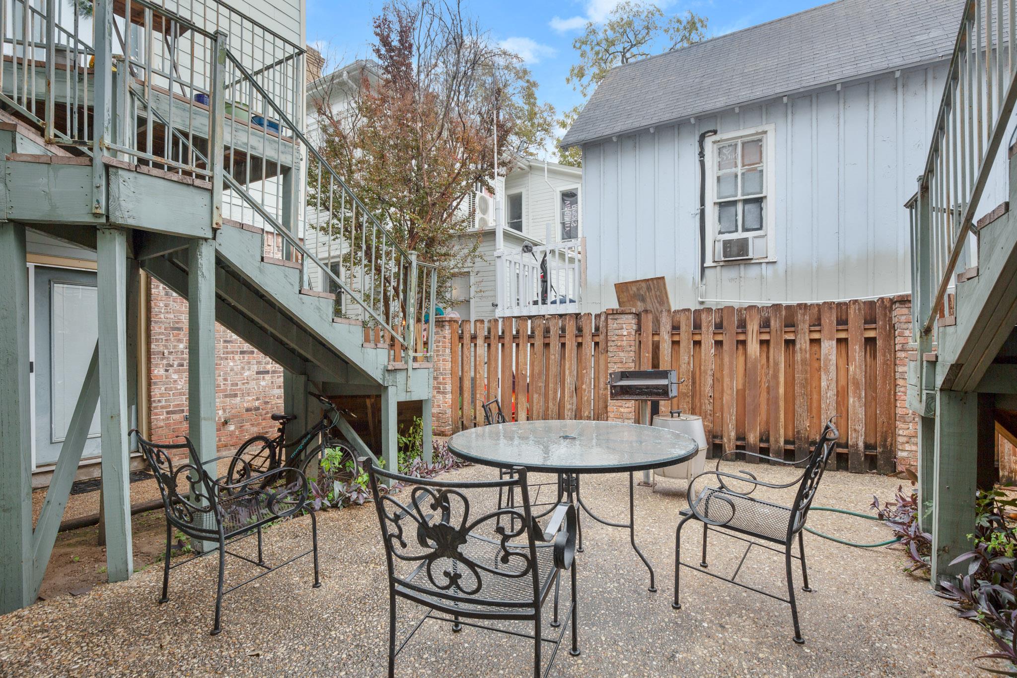 2810 Nueces St # 101, Austin, TX 78705