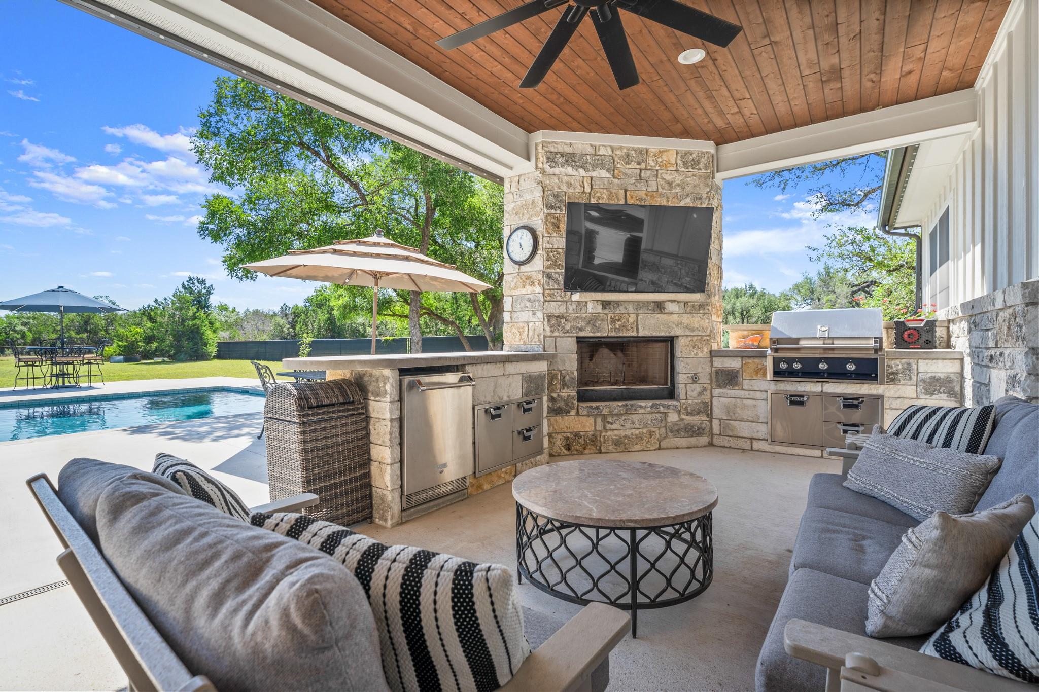 209 Esperanza Petal Pass, Liberty Hill, TX 78642
