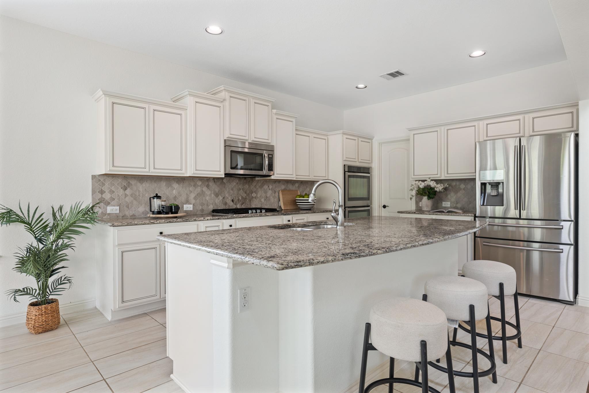 307 Ansley Cv, Lakeway, TX 78738
