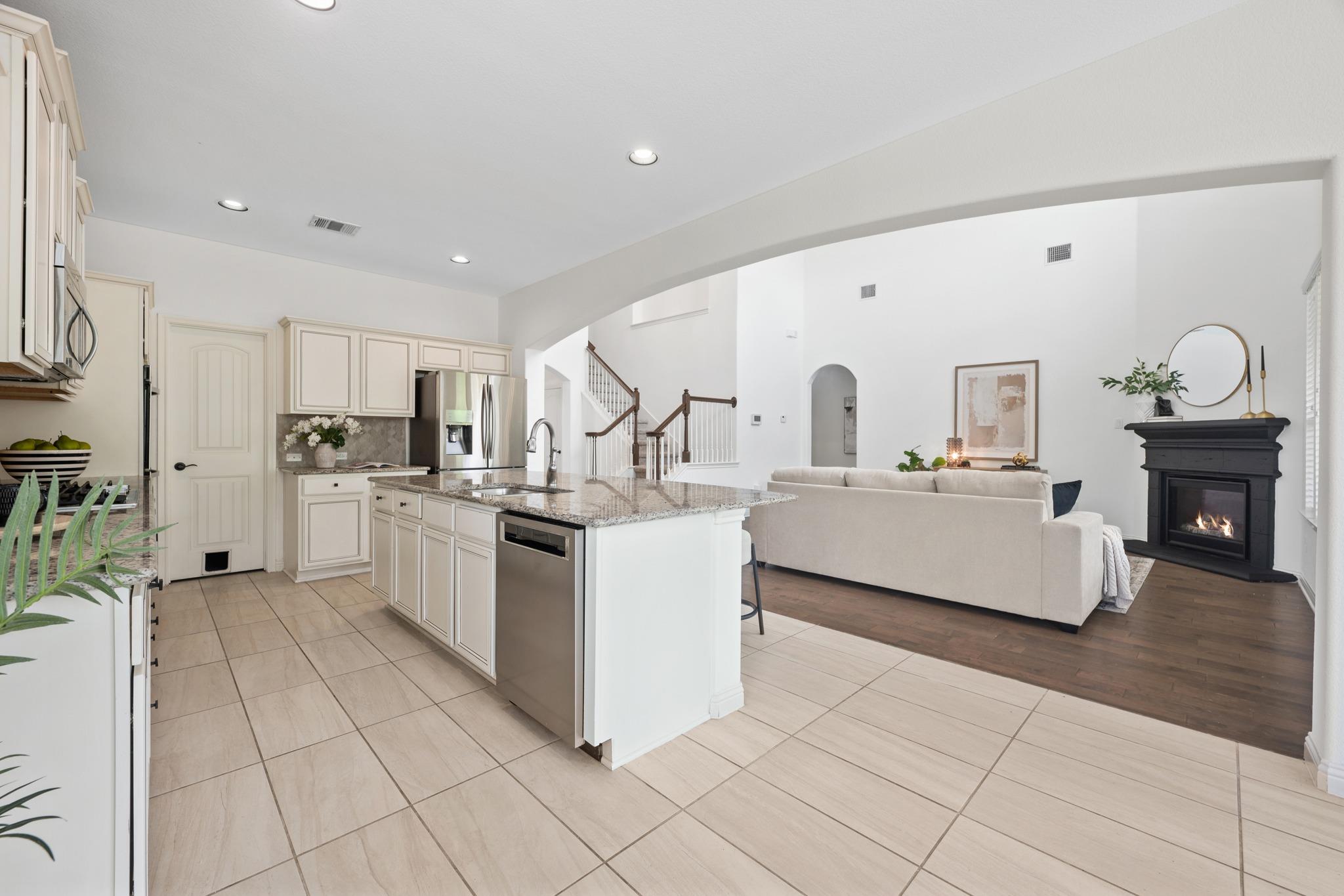 307 Ansley Cv, Lakeway, TX 78738