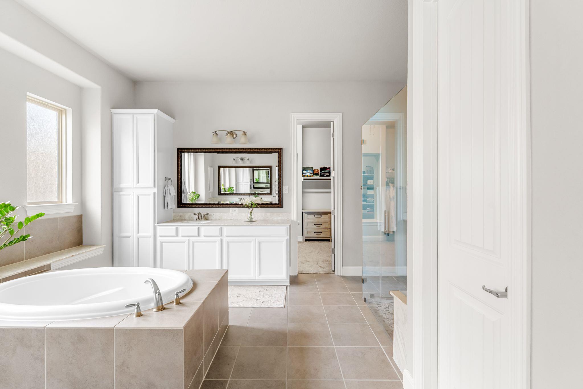 3801 Carya Dr, Leander, TX 78641