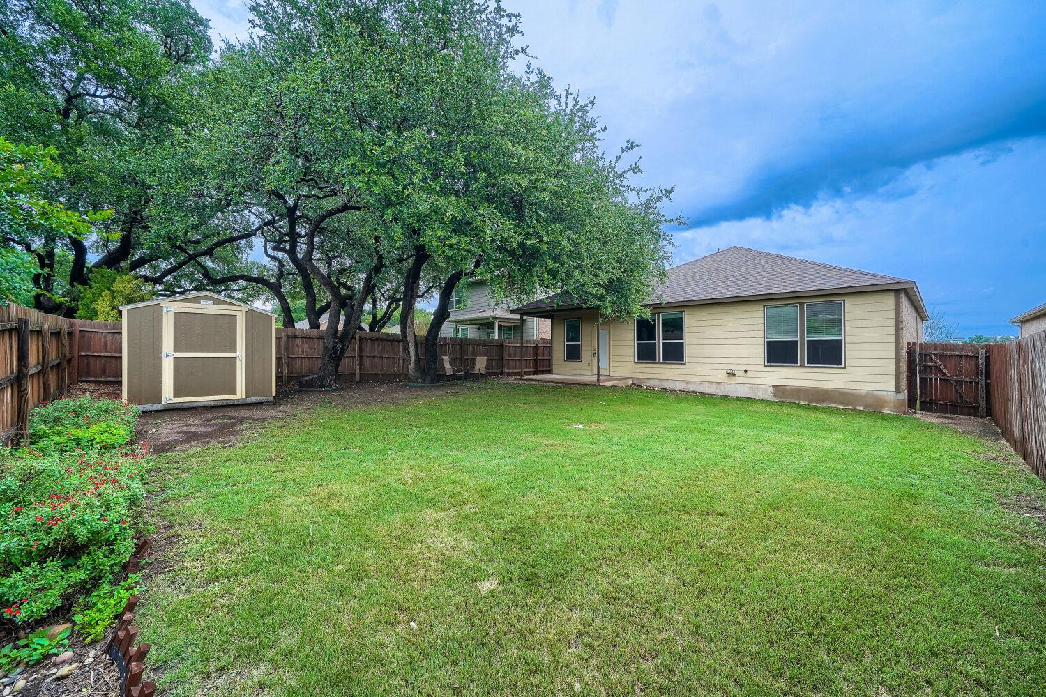 104 Golden Butterfly Dr, Leander, TX 78641
