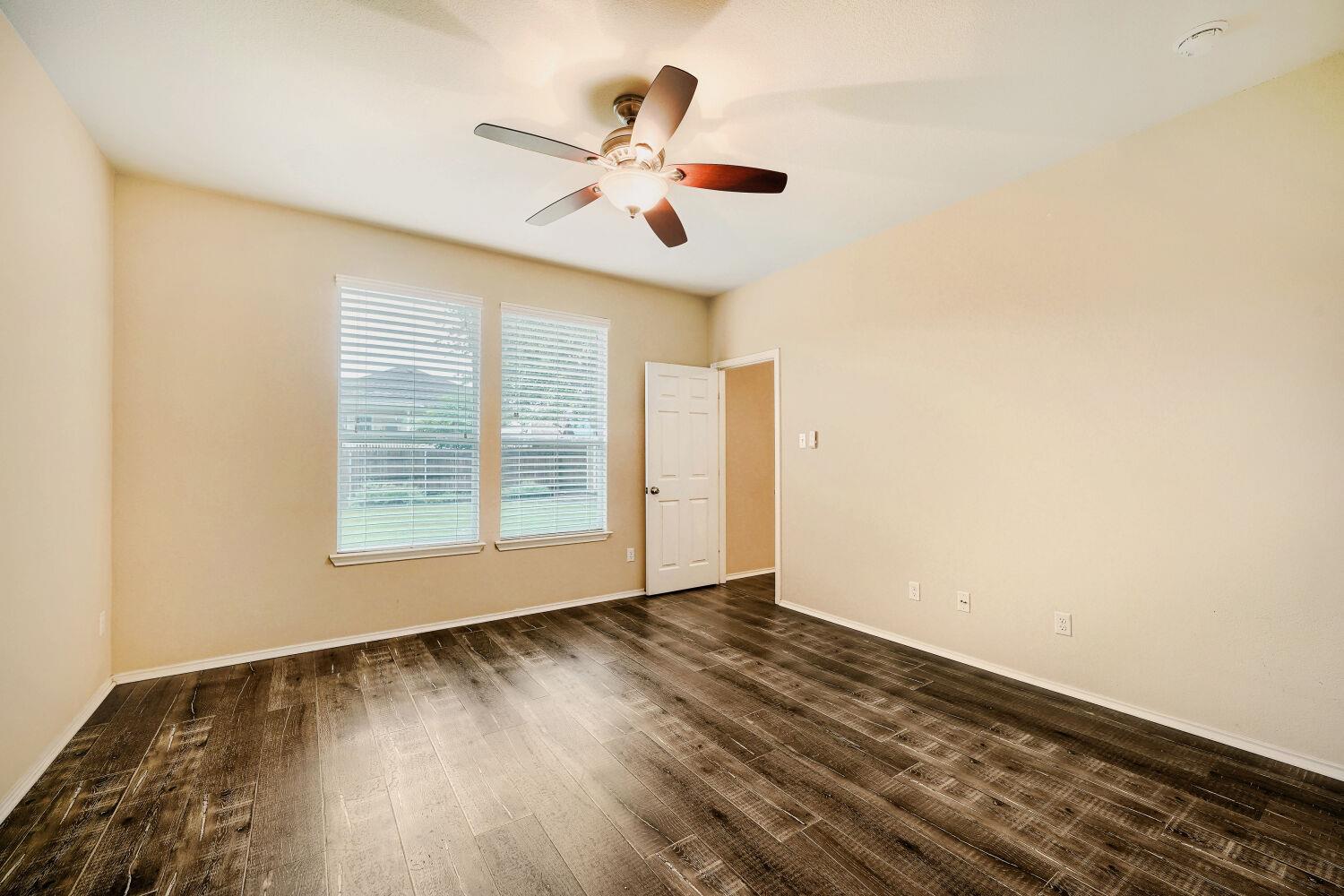 104 Golden Butterfly Dr, Leander, TX 78641