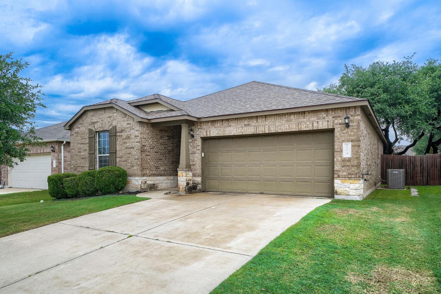 104 Golden Butterfly Dr, Leander, TX 78641