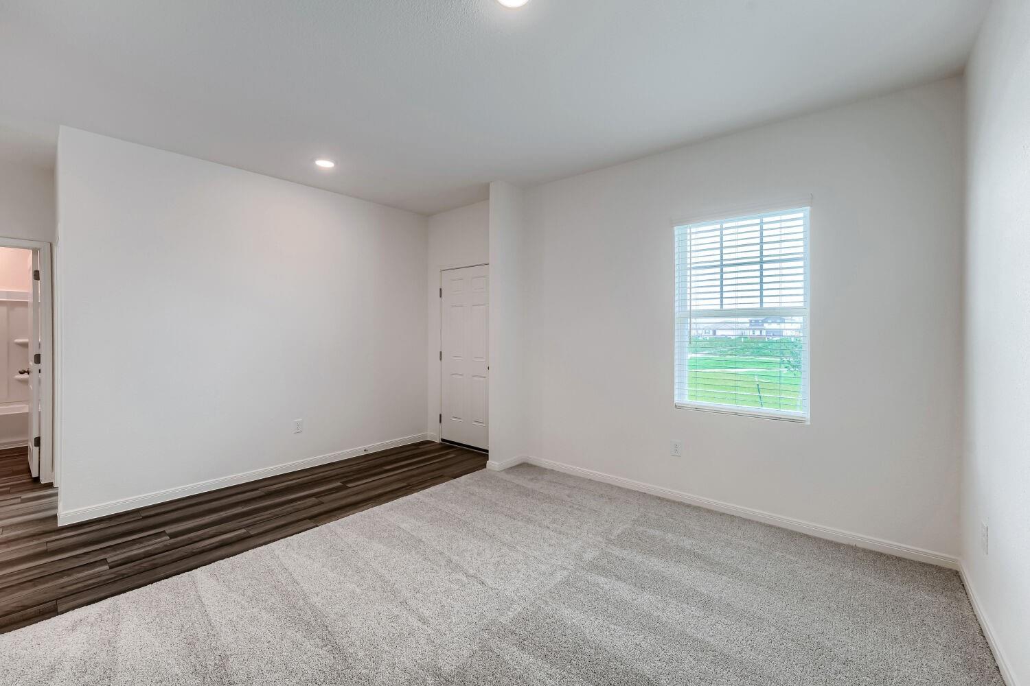 124 Mullen Way, Taylor, TX 76574