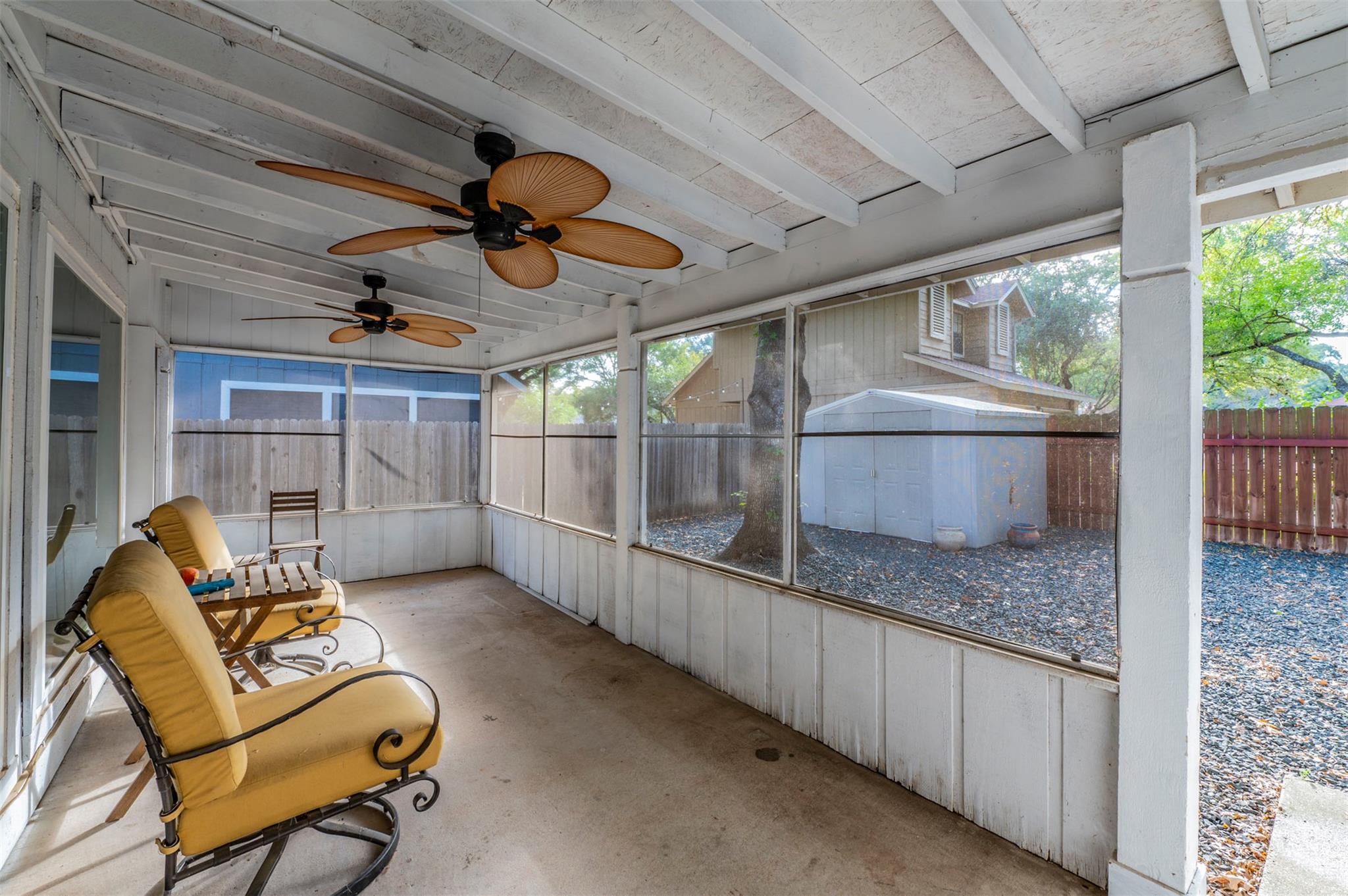 2126 River Hollow Dr, San Antonio, TX 78232