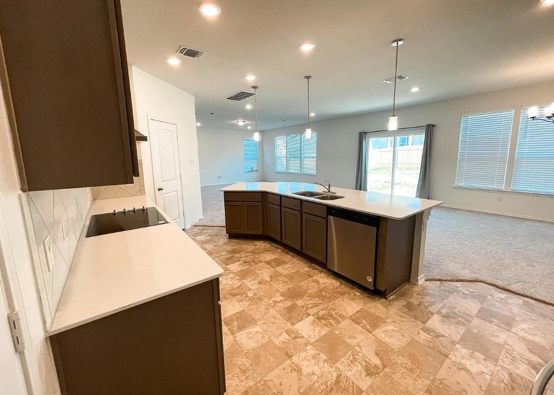 704 Zelia Gln, Leander, TX 78641