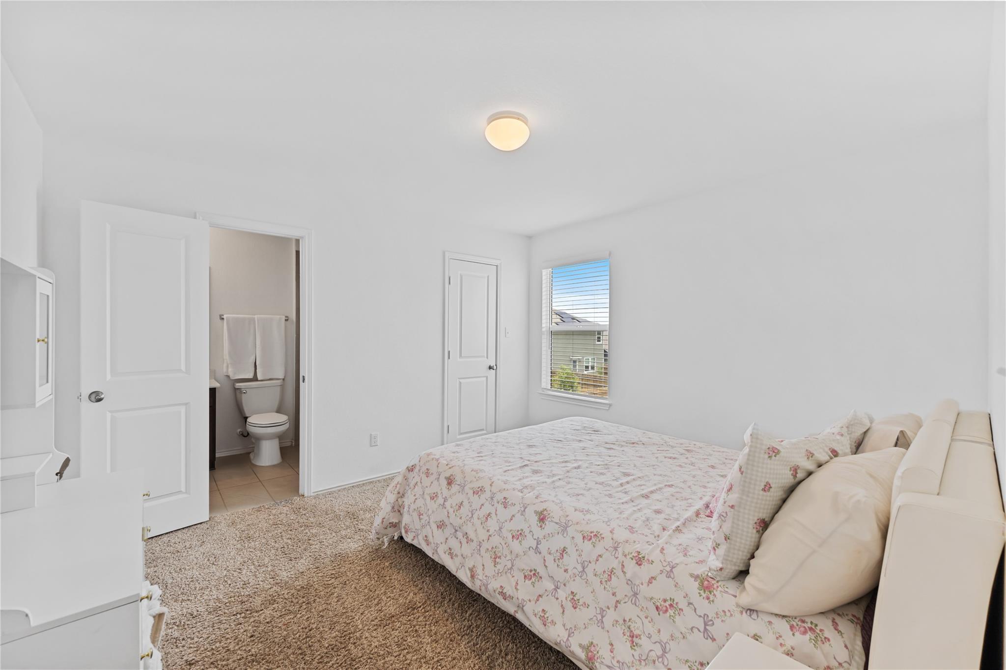 425 Perfect World Loop, Jarrell, TX 76537