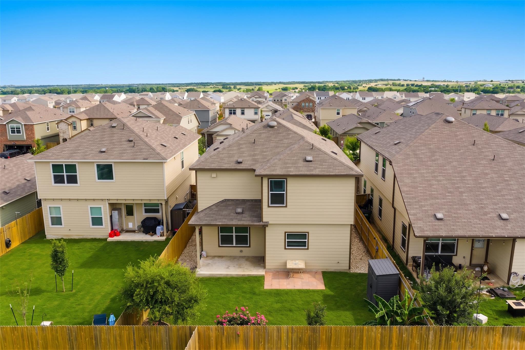 425 Perfect World Loop, Jarrell, TX 76537