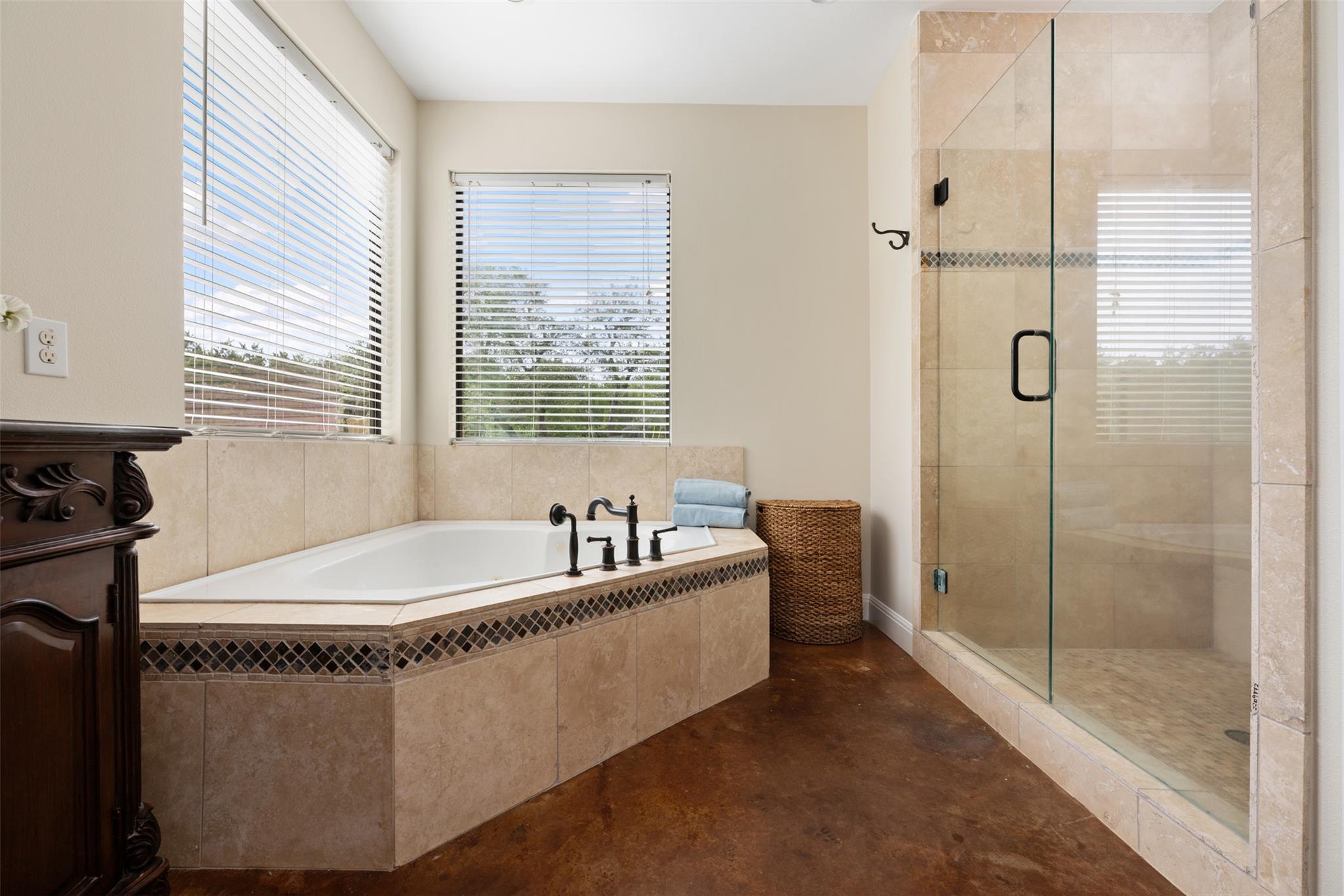 18900 Angel Mountain Dr, Leander, TX 78641